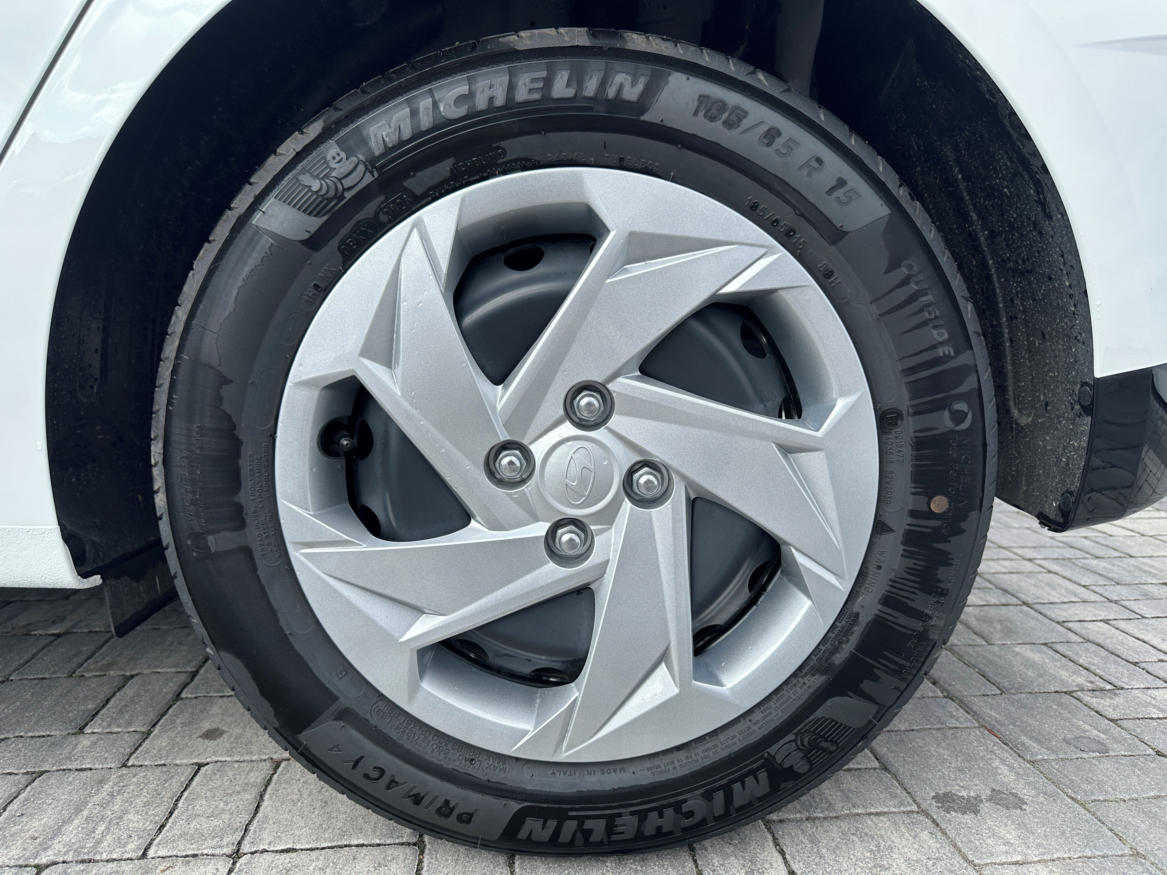Hyundai i20, 26 1.0 TGD-i COMFORT - fotka 3
