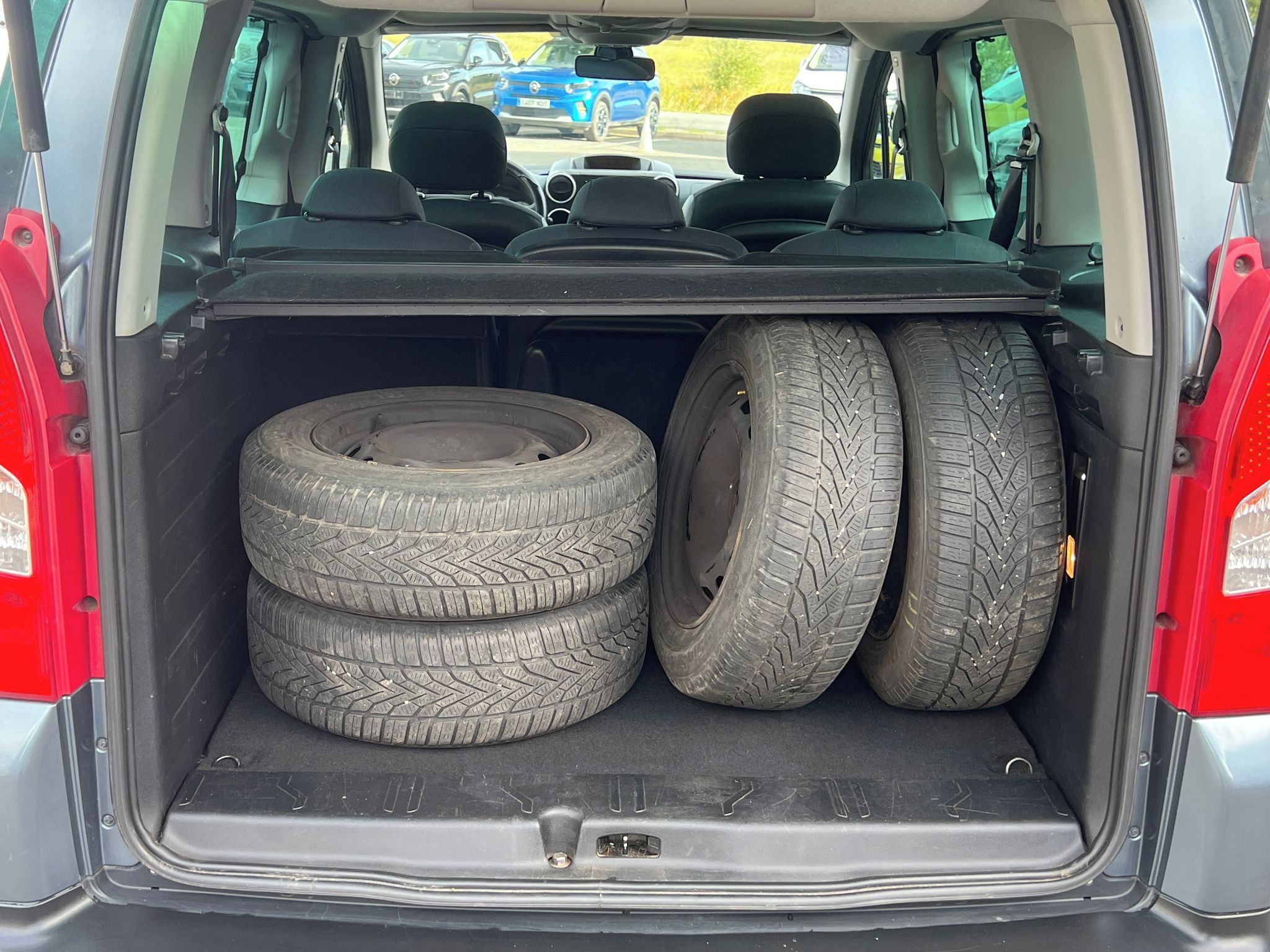 Peugeot Partner Tepee, 1.6 HDI 82kW OUTDOOR - fotka 5