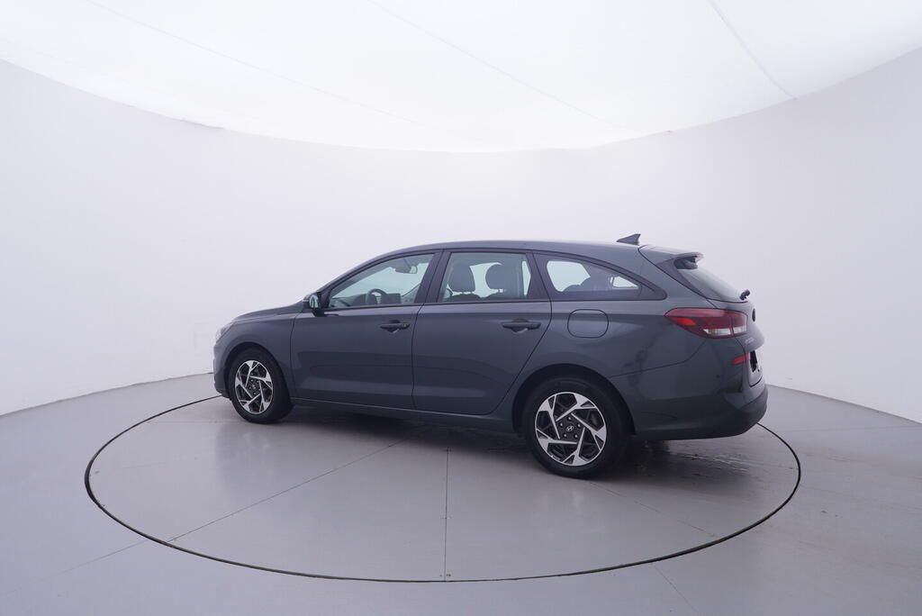 Hyundai i30, Start 1.0 GDI 73 kW - fotka 3