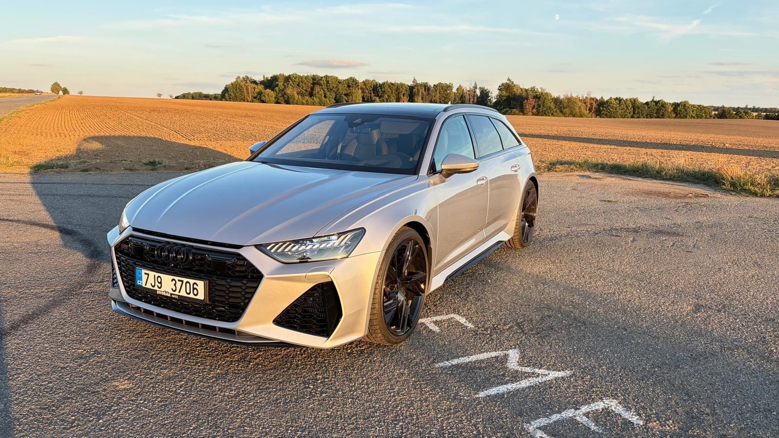 Audi RS6, AVANT 4.0i - fotka 4
