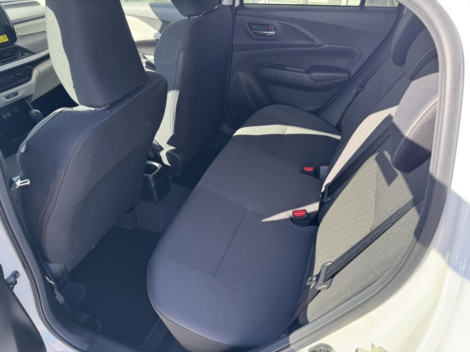 Suzuki Swift, 1,2 Premium Hybrid - fotka 5