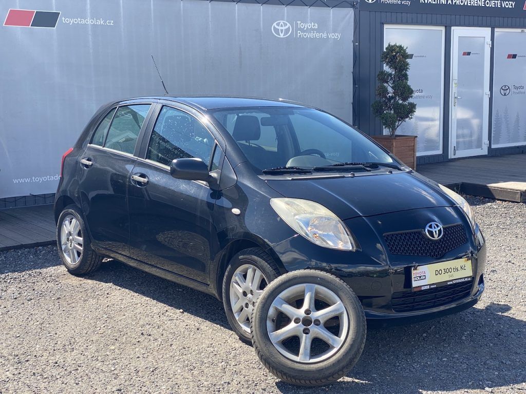 Toyota Yaris, 1.3i, ČR, TerraCool, 2x kola