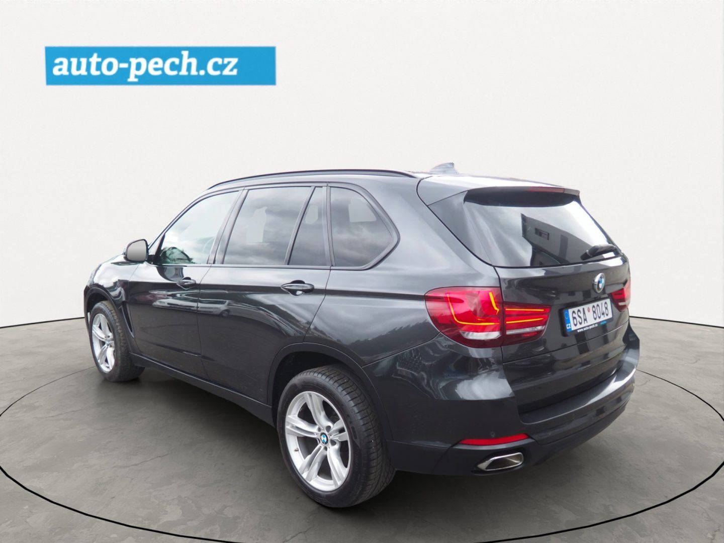 BMW X5, 3.0d xDrive, 4x4, Pano - fotka 2