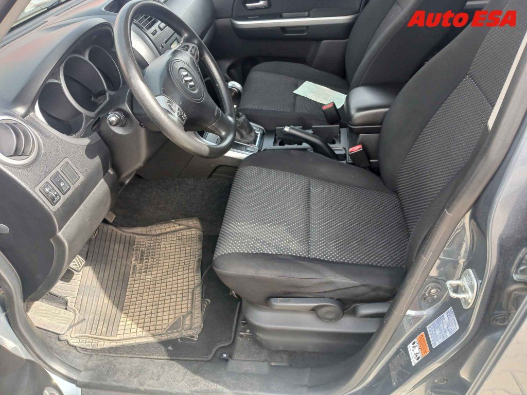 Suzuki Grand Vitara, 1.9 - fotka 2