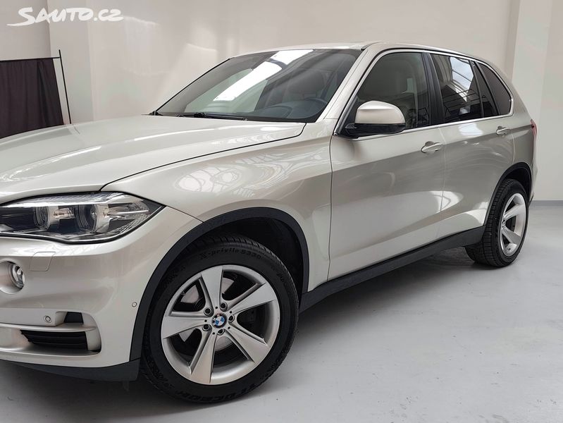 BMW X5, 40d 230kw velká výbava