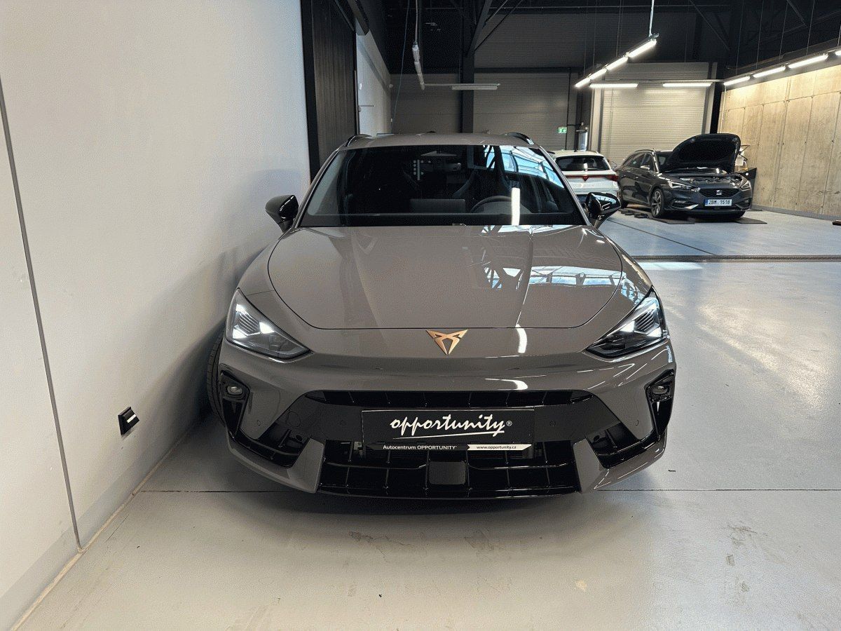 Cupra Leon, SP 1.5 eTSI 150k DSG BLACK EDI - fotka 2