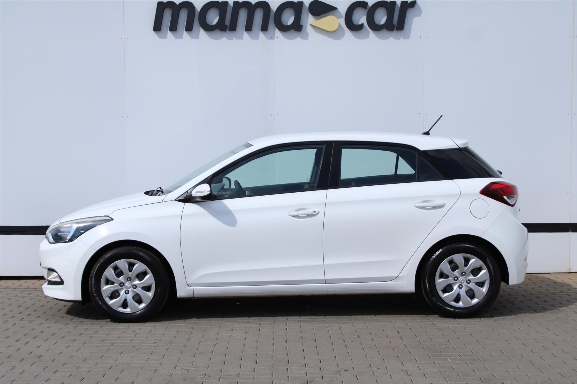 Hyundai i20, 1.2i 55kW FAMILY ČR - fotka 4