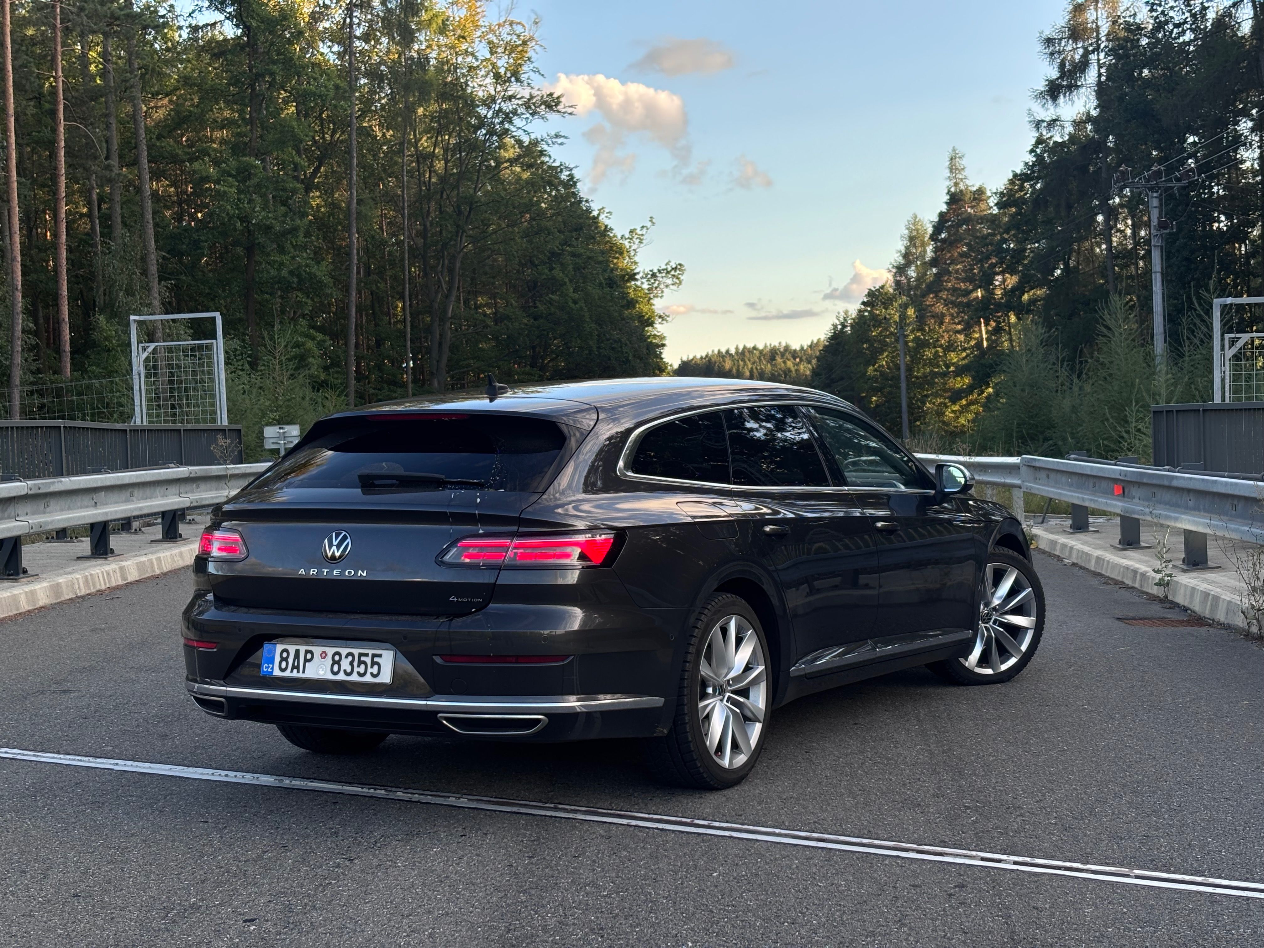 Volkswagen Arteon, 2.0 4x4 NOVÉ ROZVODY - fotka 3