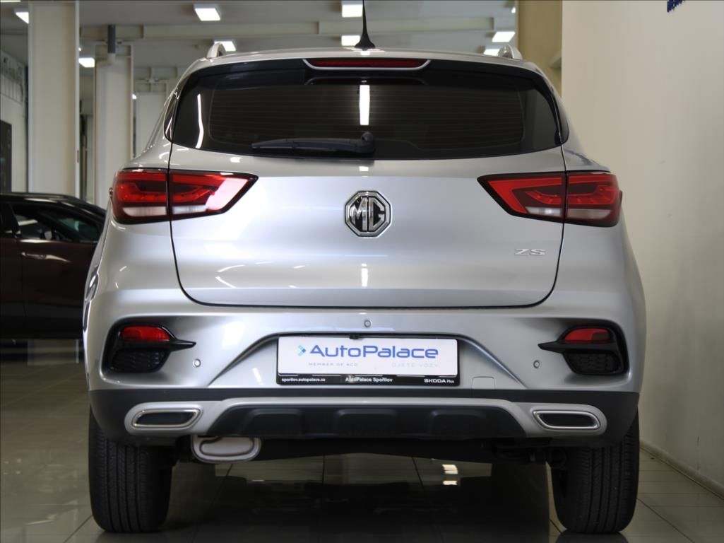 MG ZS, 1,5 DVVT 78kW Emotion 8520km! - fotka 4