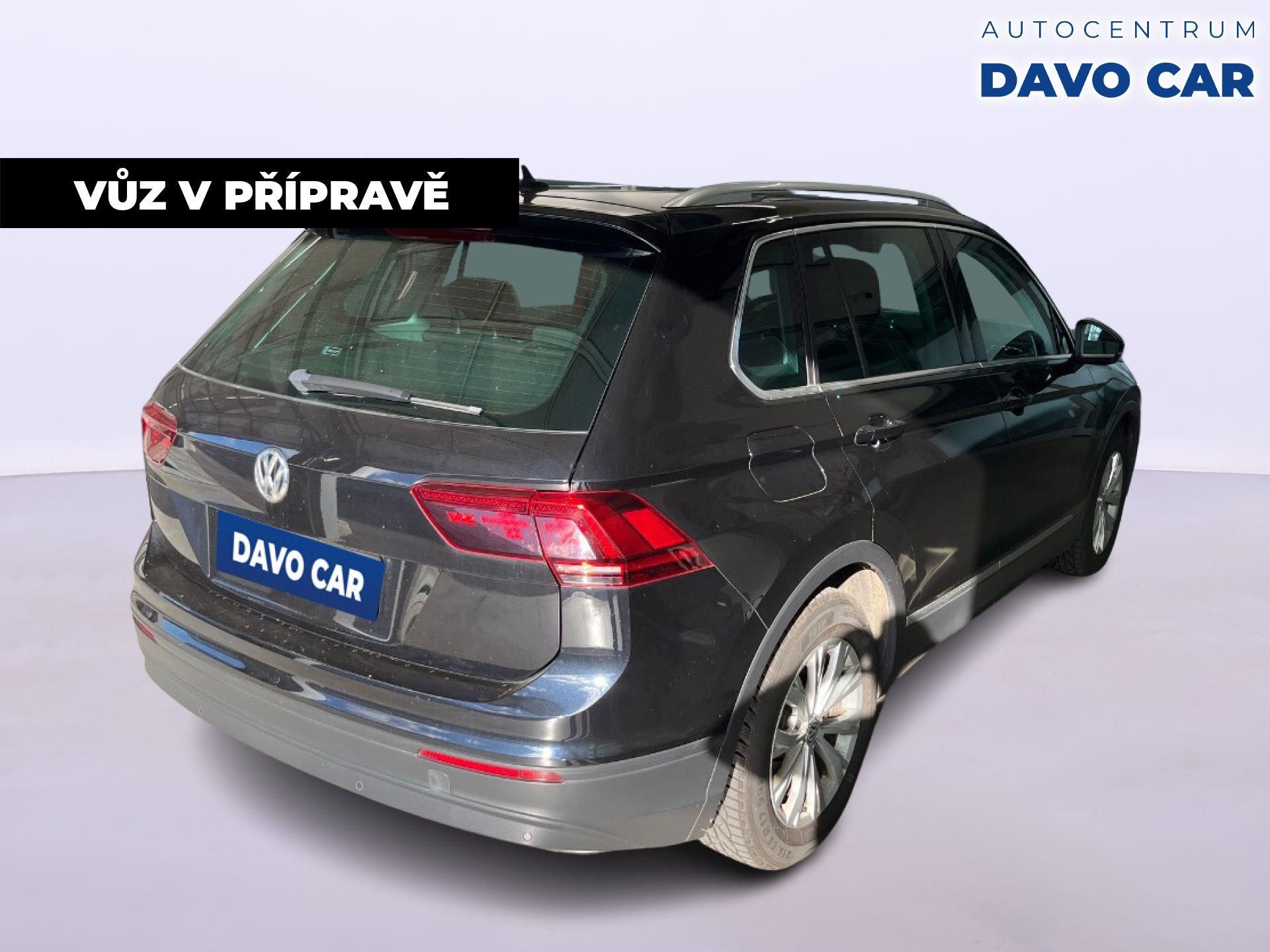 Volkswagen Tiguan, 2,0 TDI 110kW DSG Navi Tažné - fotka 5