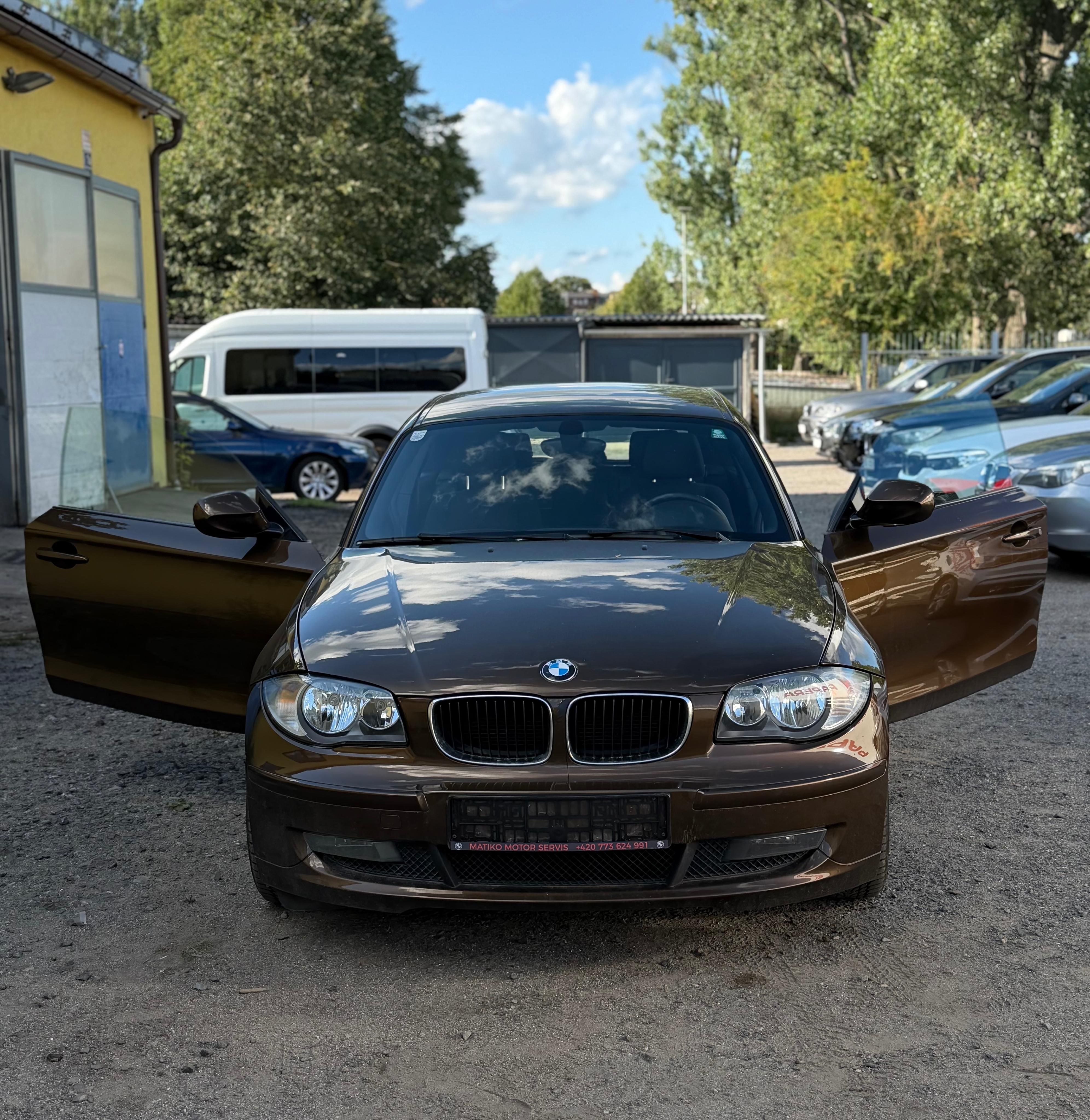 BMW Řada 1, BMW 116dE81 | 2.0Diesel | 85kW - fotka 3