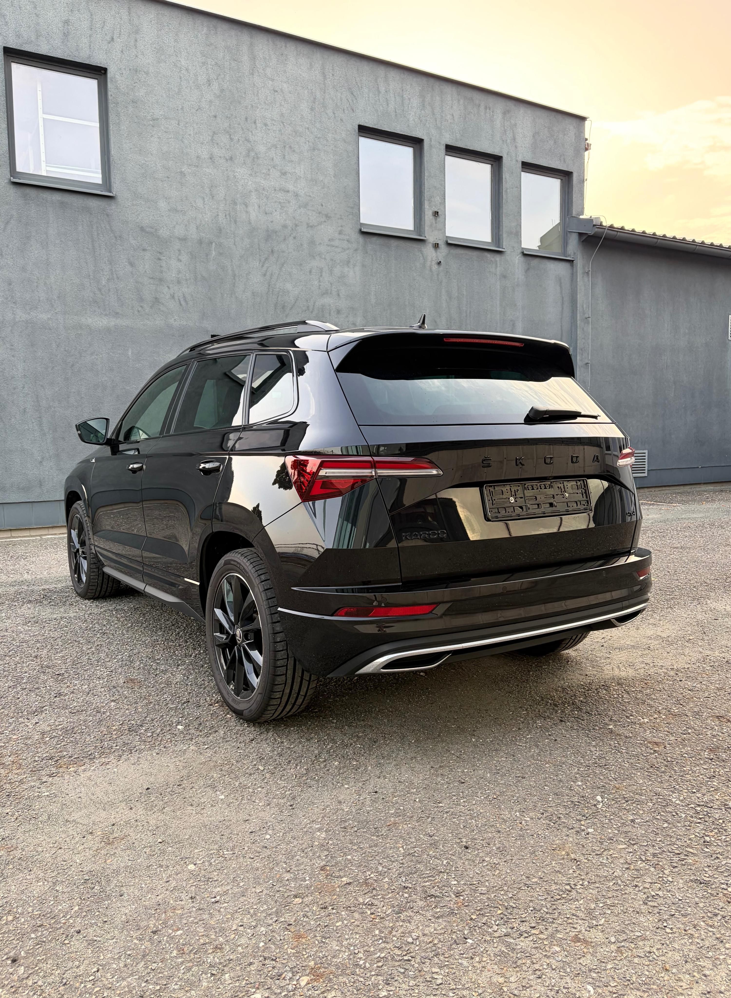 Škoda Karoq, 2.0TSI 140kw 4x4 SPORTLINE - fotka 5