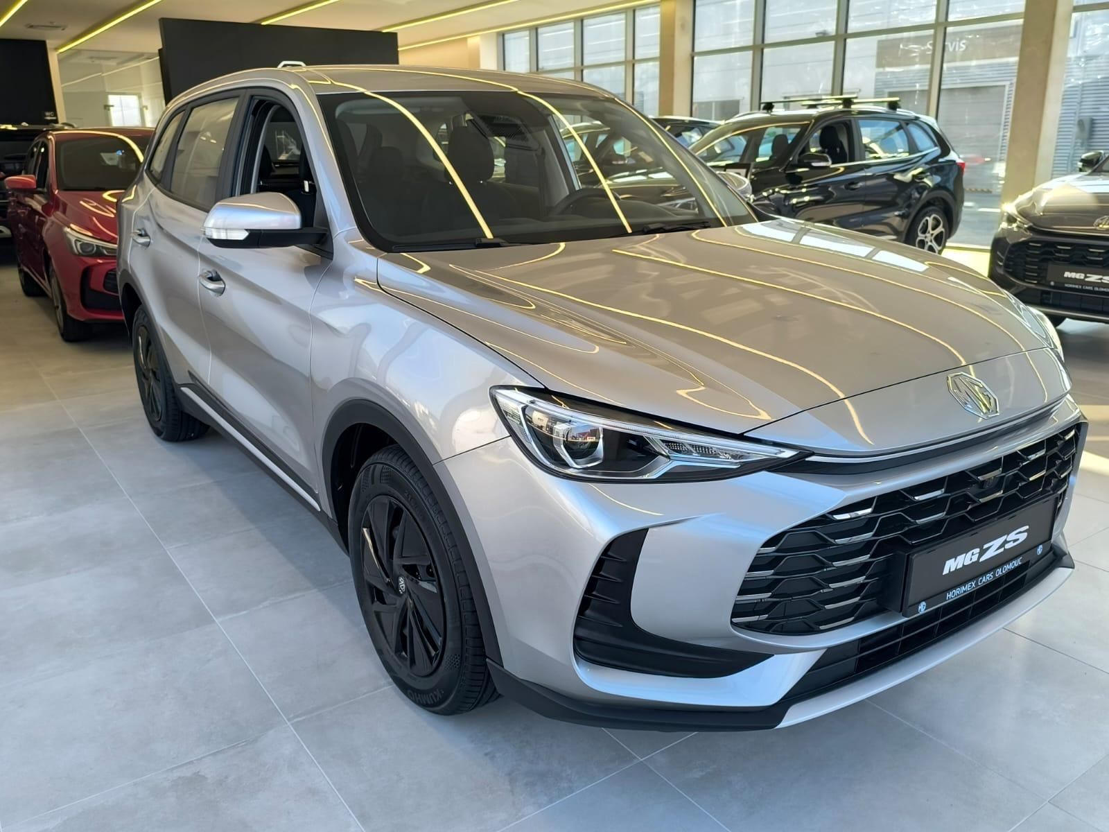 MG ZS, EXCITE 1.5 Cosmic Silver - fotka 4