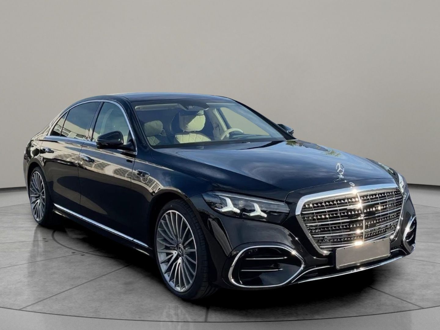 Mercedes-Benz Třídy S, 450 d 4MATIC AMG, Burmester 4D - fotka 2