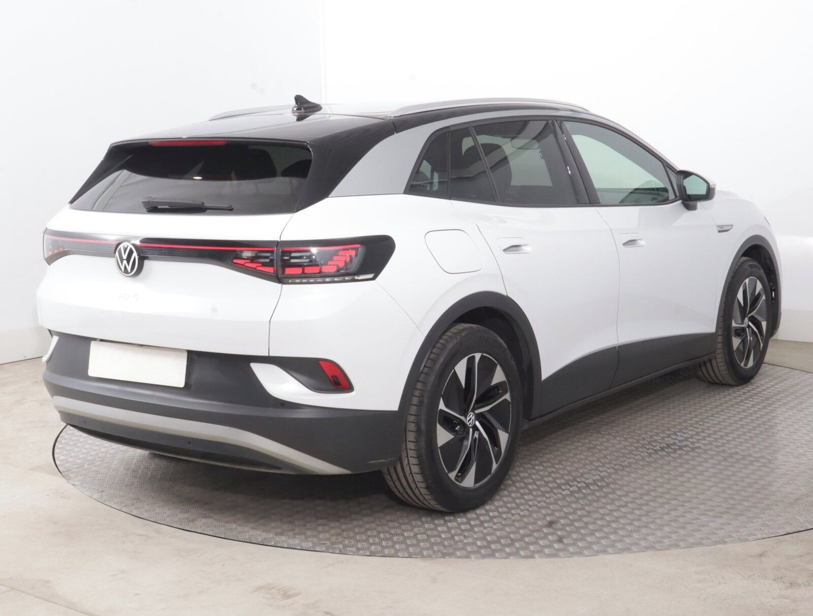 Volkswagen ID.4, Pro Perf. (82 kWh), SoH 93% - fotka 5