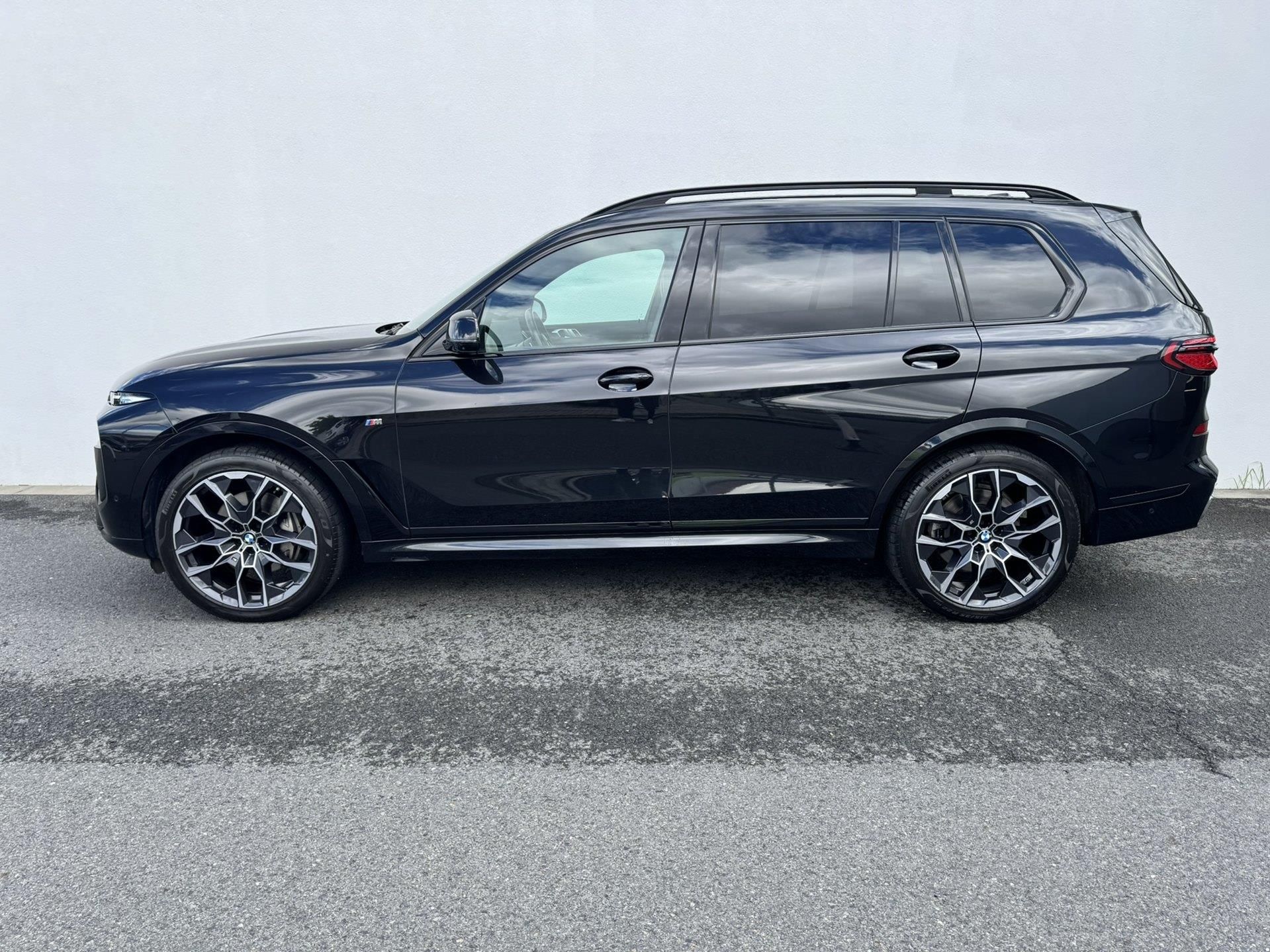 BMW X7, X7 xDrive40i Mpaket - fotka 3