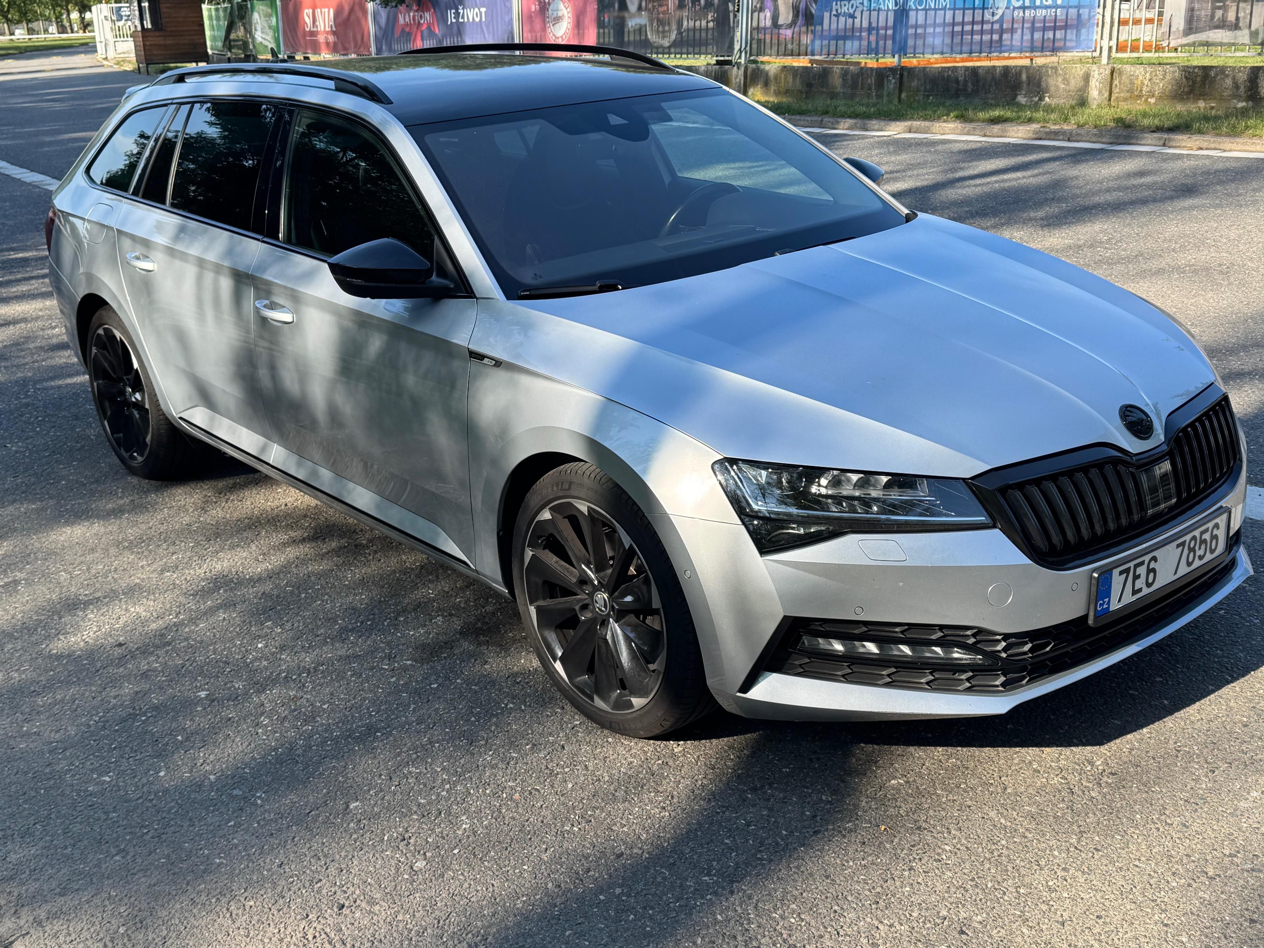 Škoda Superb, 2.0 TDi 147Kw, SPORTLINE - fotka 5