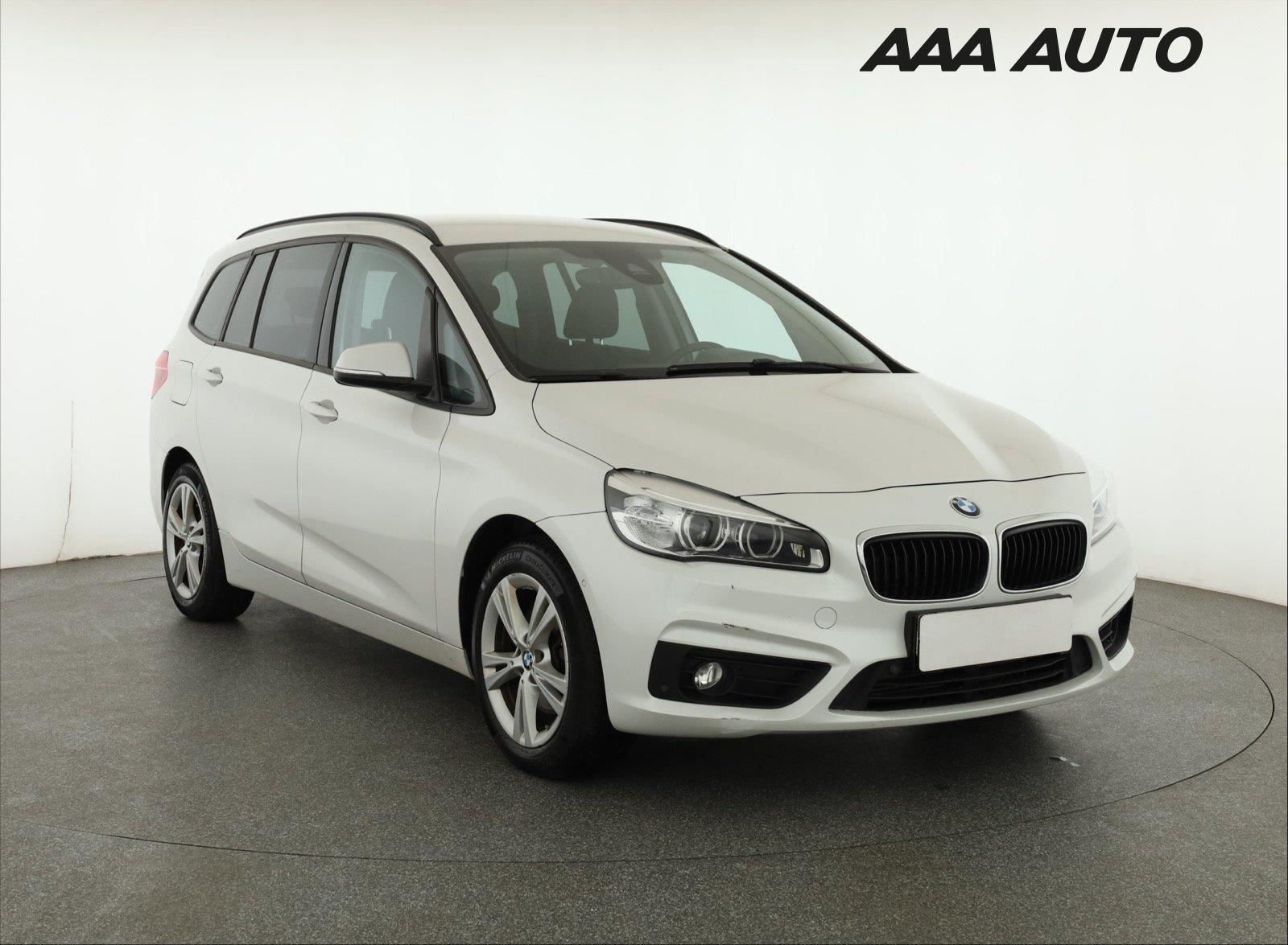 BMW Řada 2, 218d Gran Tourer, Serv.kniha