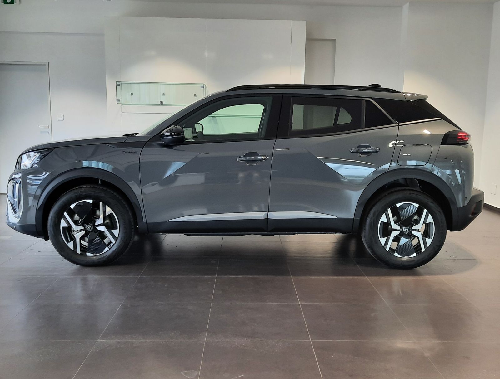 Peugeot 2008, ALLURE Hybrid 110 e-DCS6* - fotka 3
