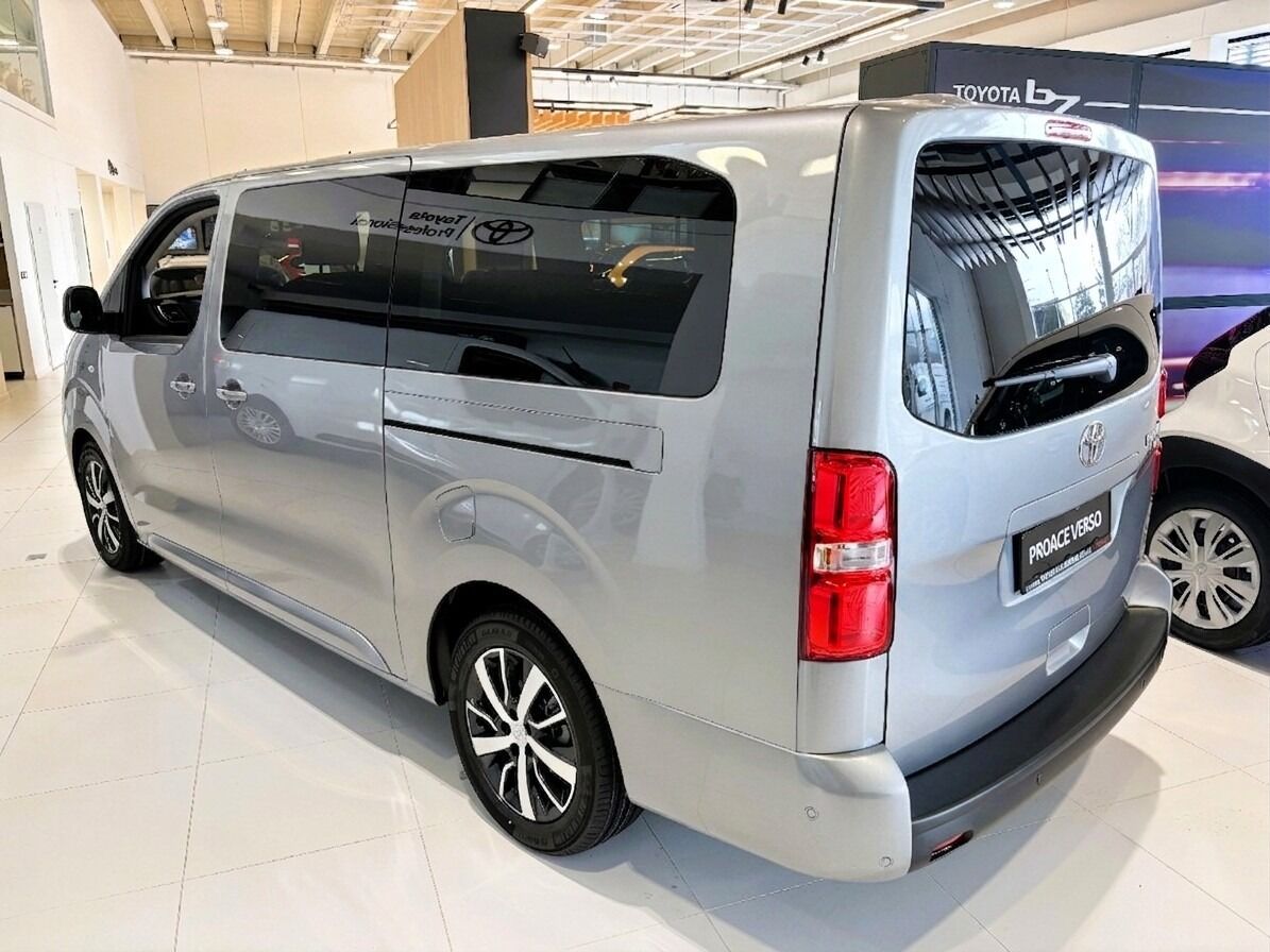 Toyota Proace Verso, 2,2 L2 Business Comfort - fotka 5