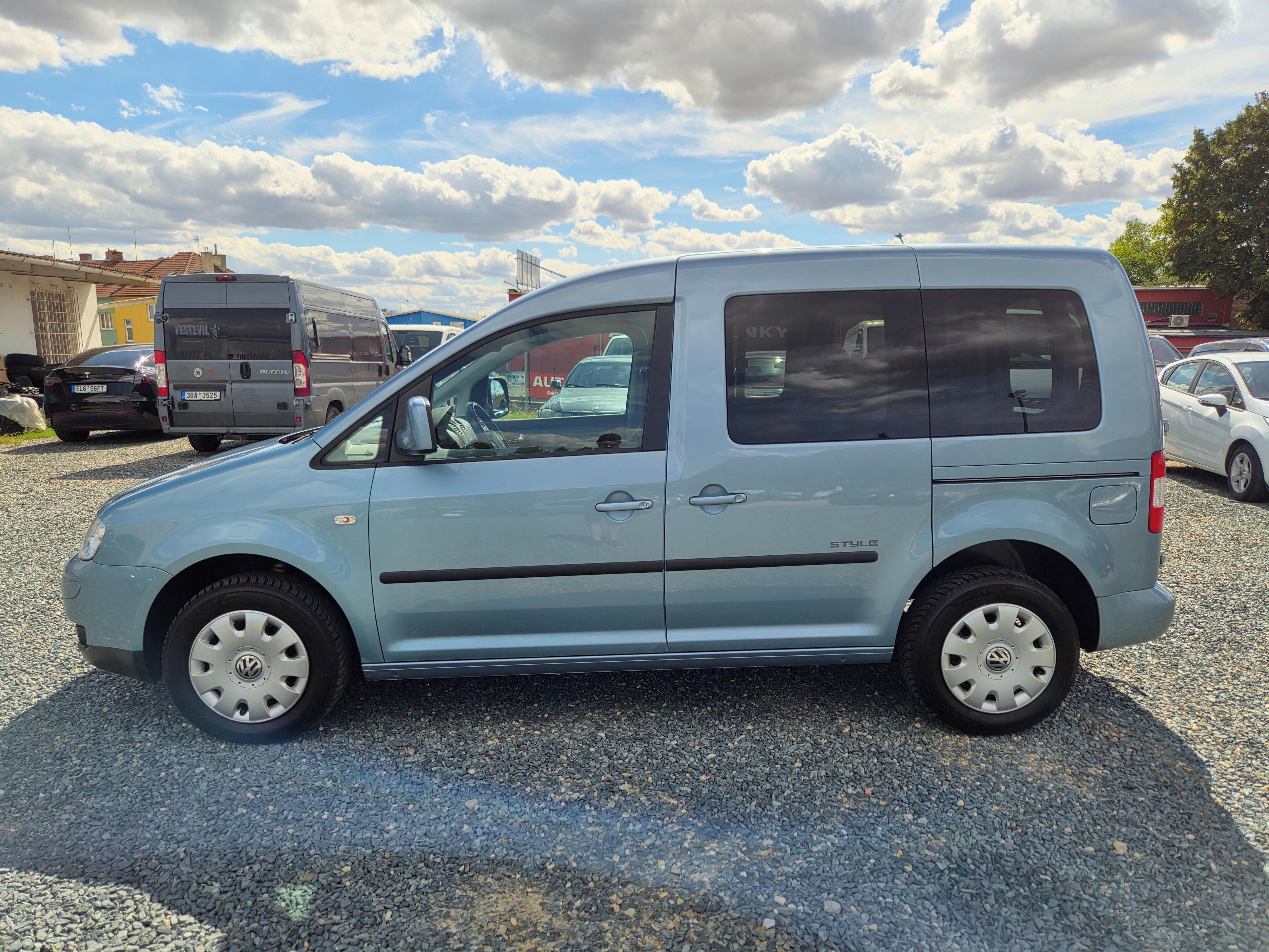 Volkswagen Caddy, LIFE 1.9TDI 77KW V TP 7MÍST - fotka 4