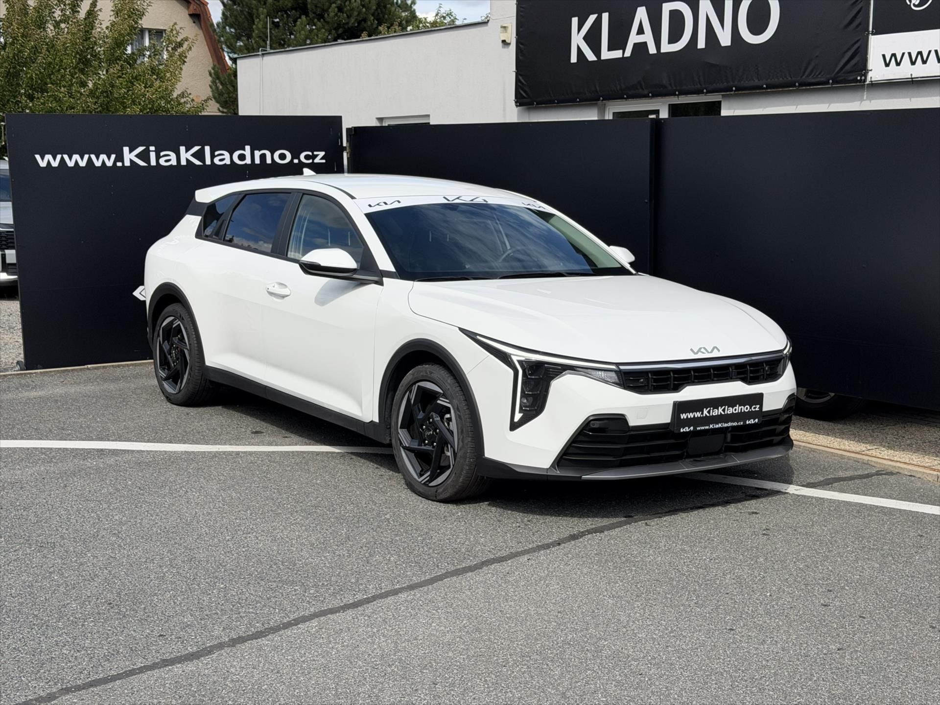Kia K4, 1,0 T-GDi Exlclusive 17" - fotka 2