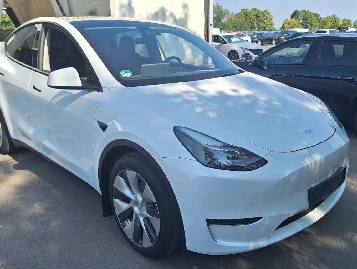 Tesla Model Y, AWD Long Range    PŘIPRAVUJEME - fotka 5
