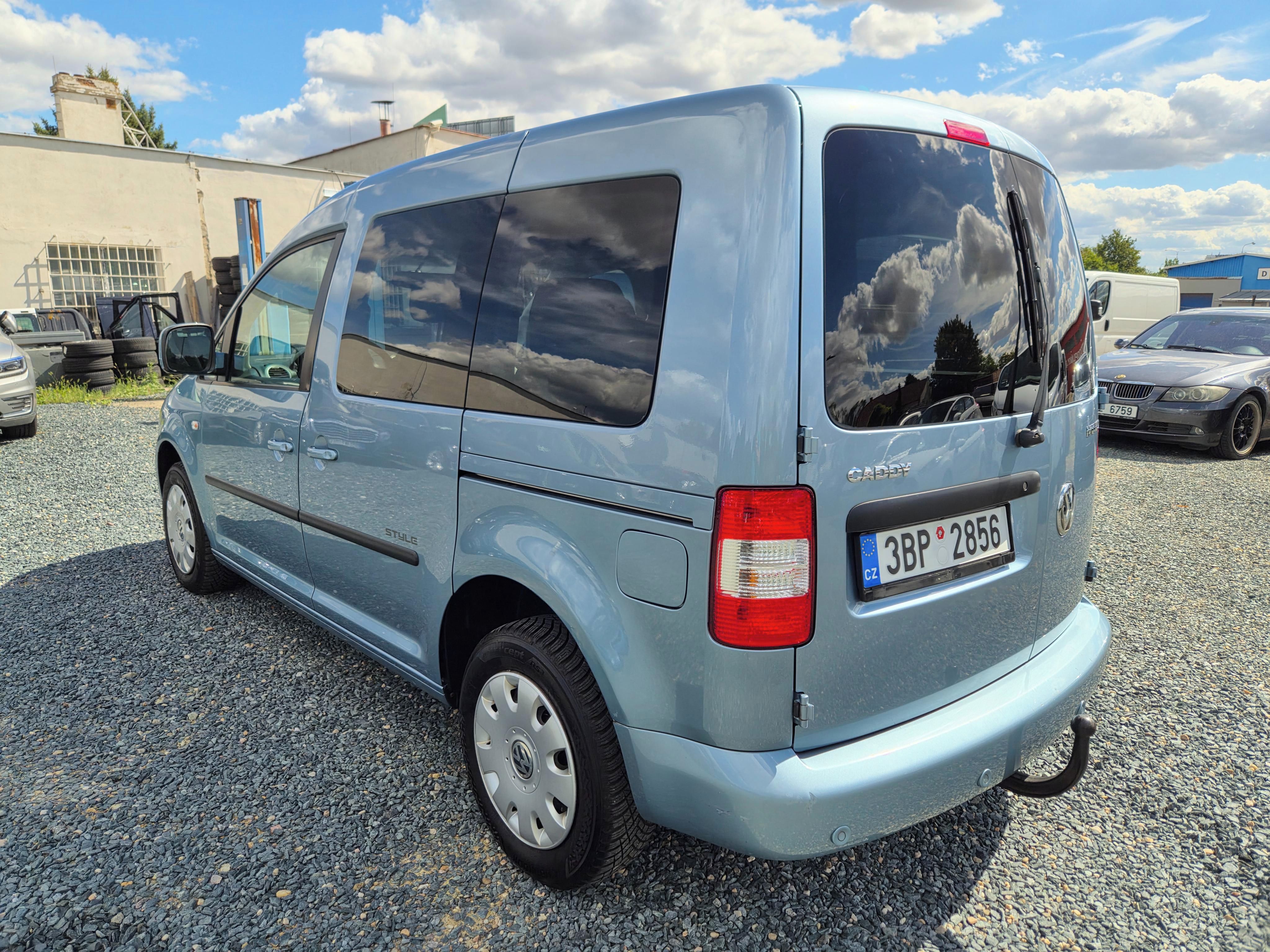 Volkswagen Caddy, LIFE 1.9TDI 77KW V TP 7MÍST - fotka 5