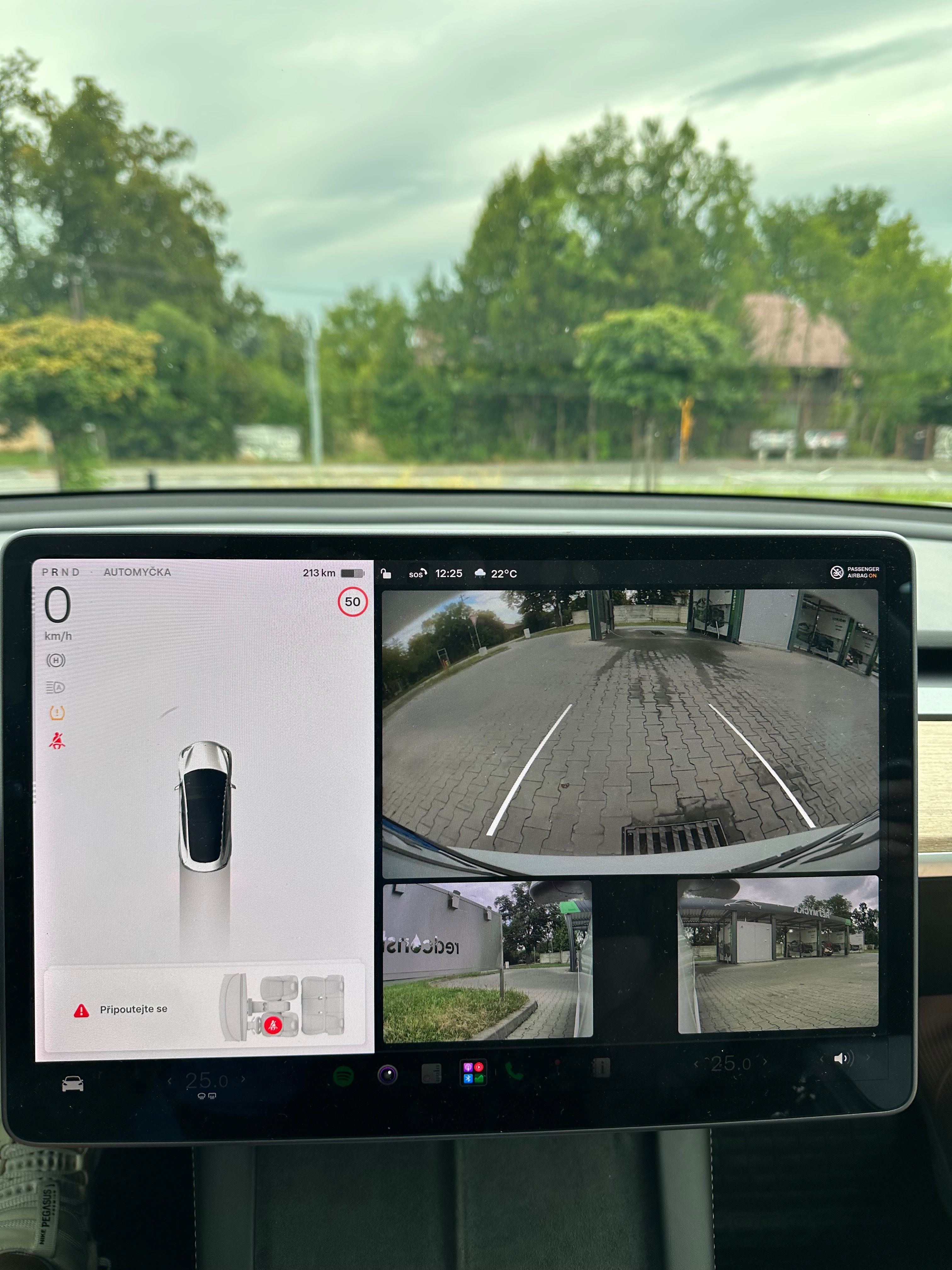 Tesla Model 3, Tesla Model 3 SR plus - fotka 6