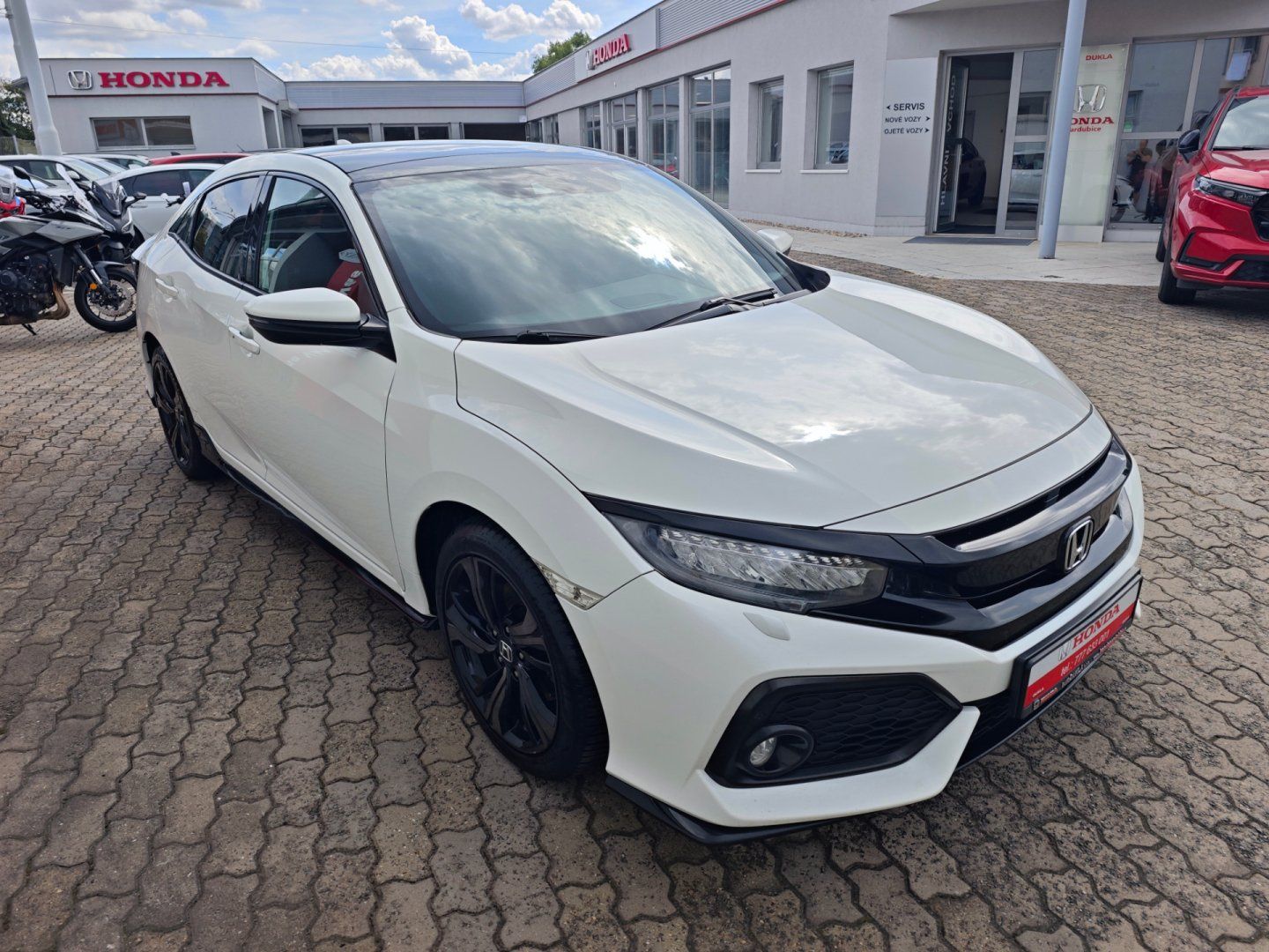 Honda Civic, 1.5 Turbo Sport Plus 134kW 6MT - fotka 2