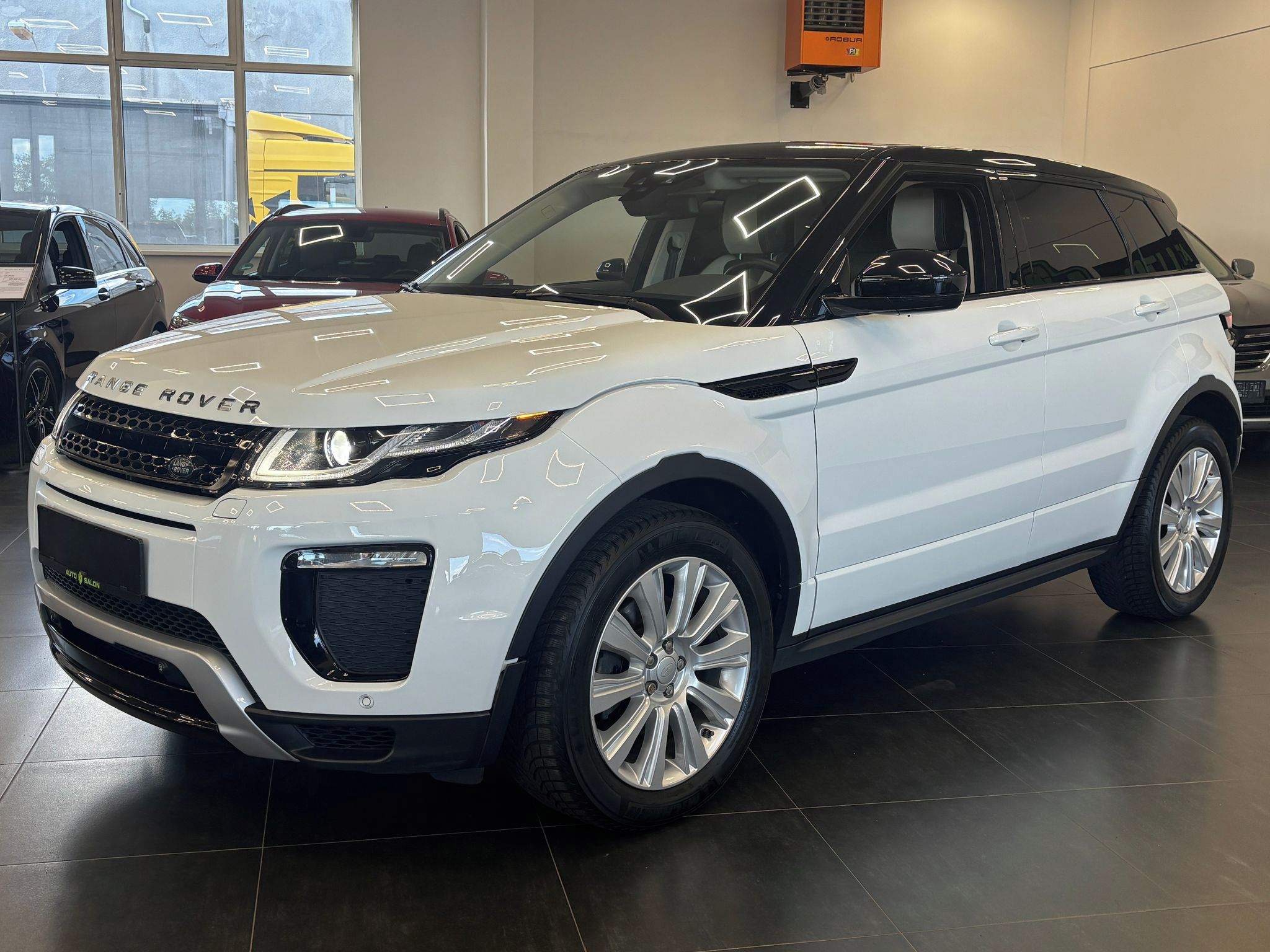 Land Rover Range Rover Evoque, Evoque 2.0 TD4 132 kW, Automat - fotka 3