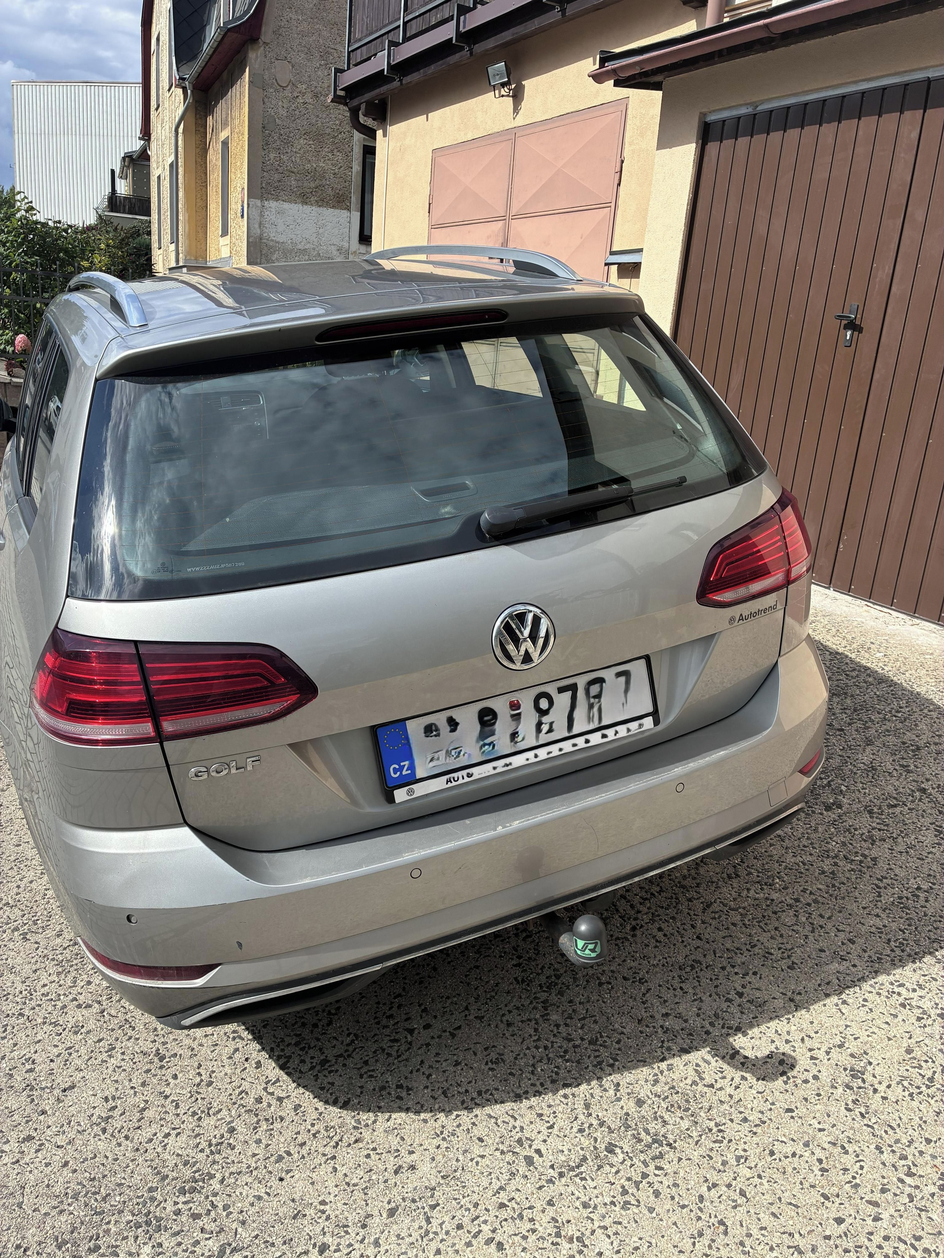 Volkswagen Golf Variant, 1,0 TSi 81 kW, prav. servis - fotka 4