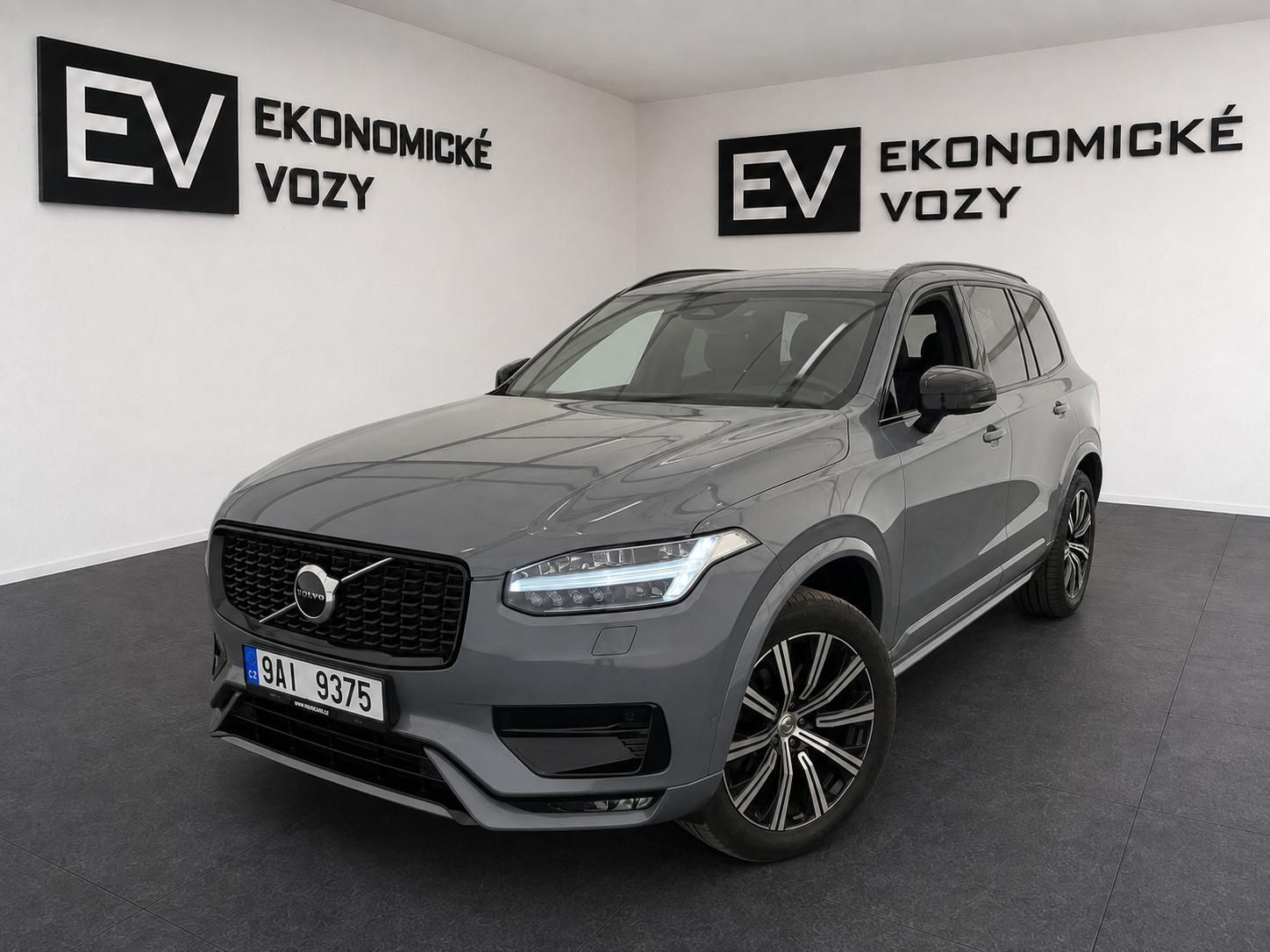 Volvo XC90, B5 ,Diesel Plus Dark Auto