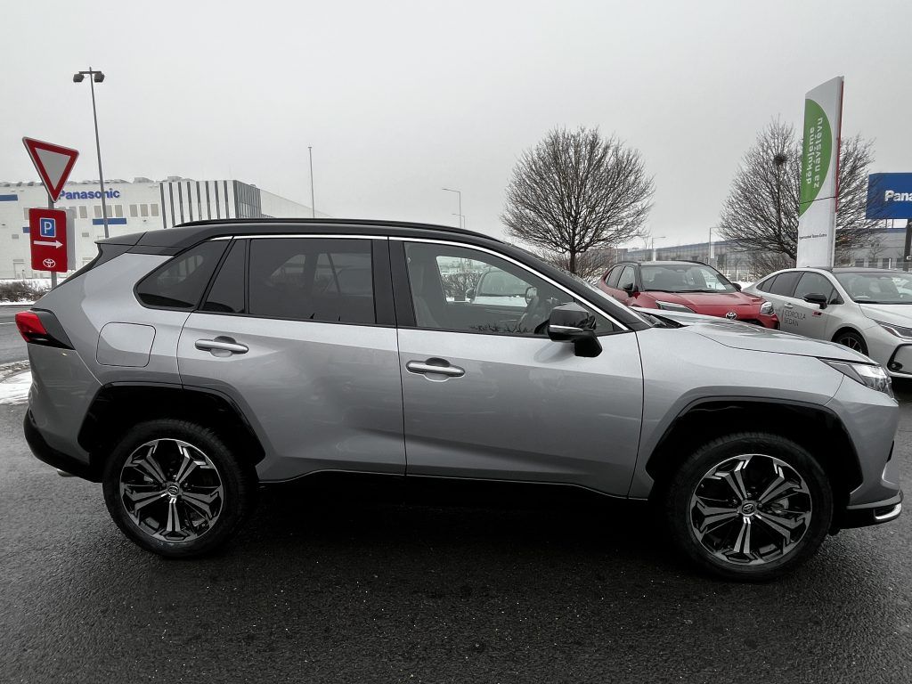 Toyota Rav4, 2.5 Plug-in Hybrid ODBĚR IHNED - fotka 3