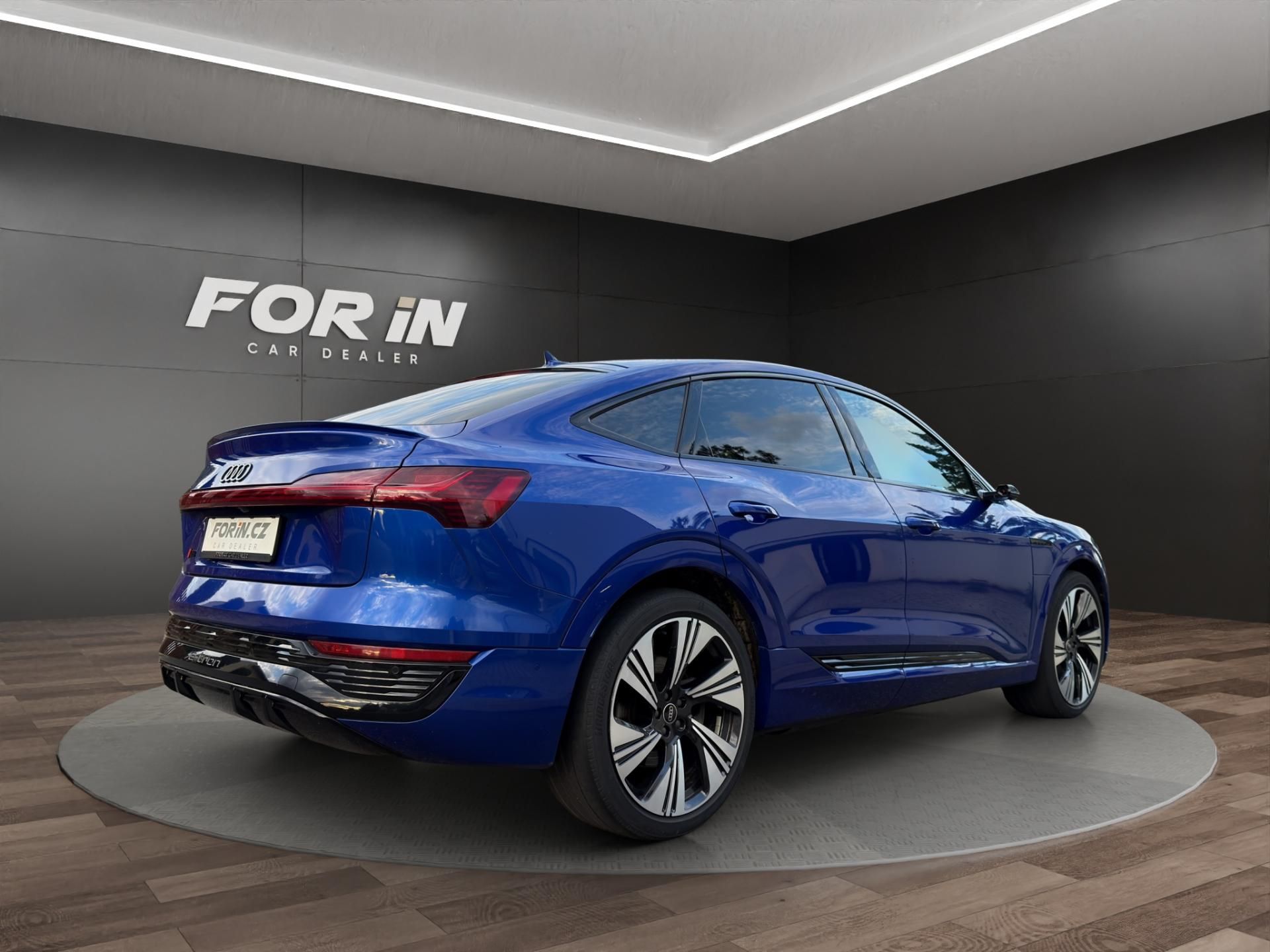 Audi Q8 e-tron, 114 kWh  300 kW  SPORTBACK - fotka 6