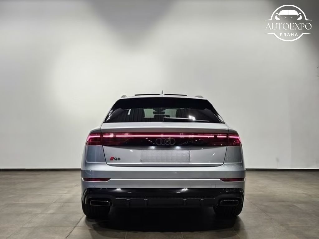 Audi Q8, 50 TDI S Line Black* - fotka 3