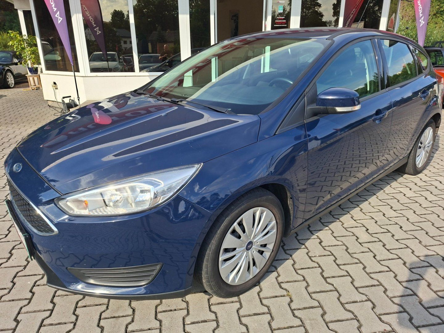 Ford Focus, 1.0EB 74kW TREND -NOVÉ V ČR - fotka 4