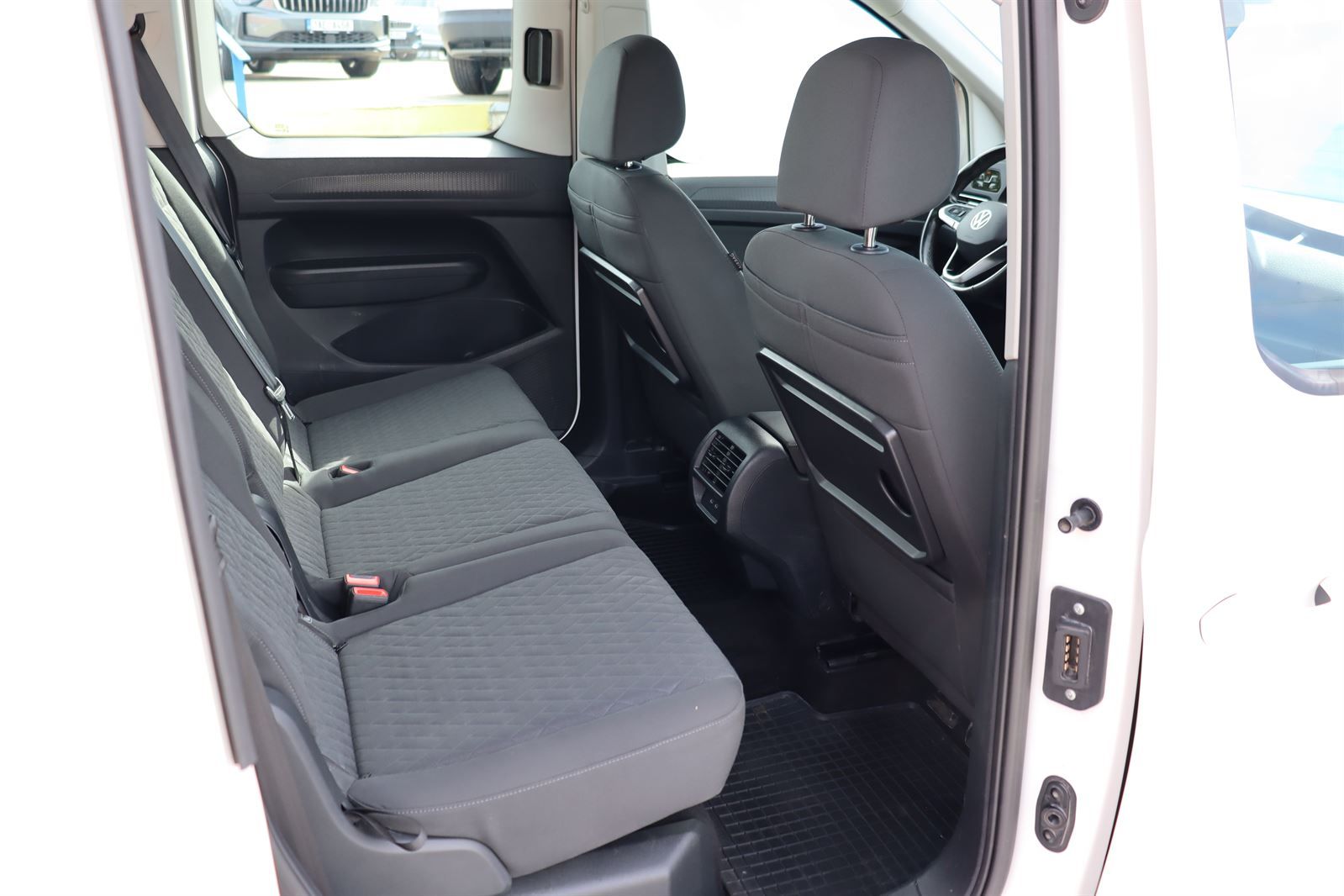 Volkswagen Caddy, 2.0 TDI Life - fotka 6