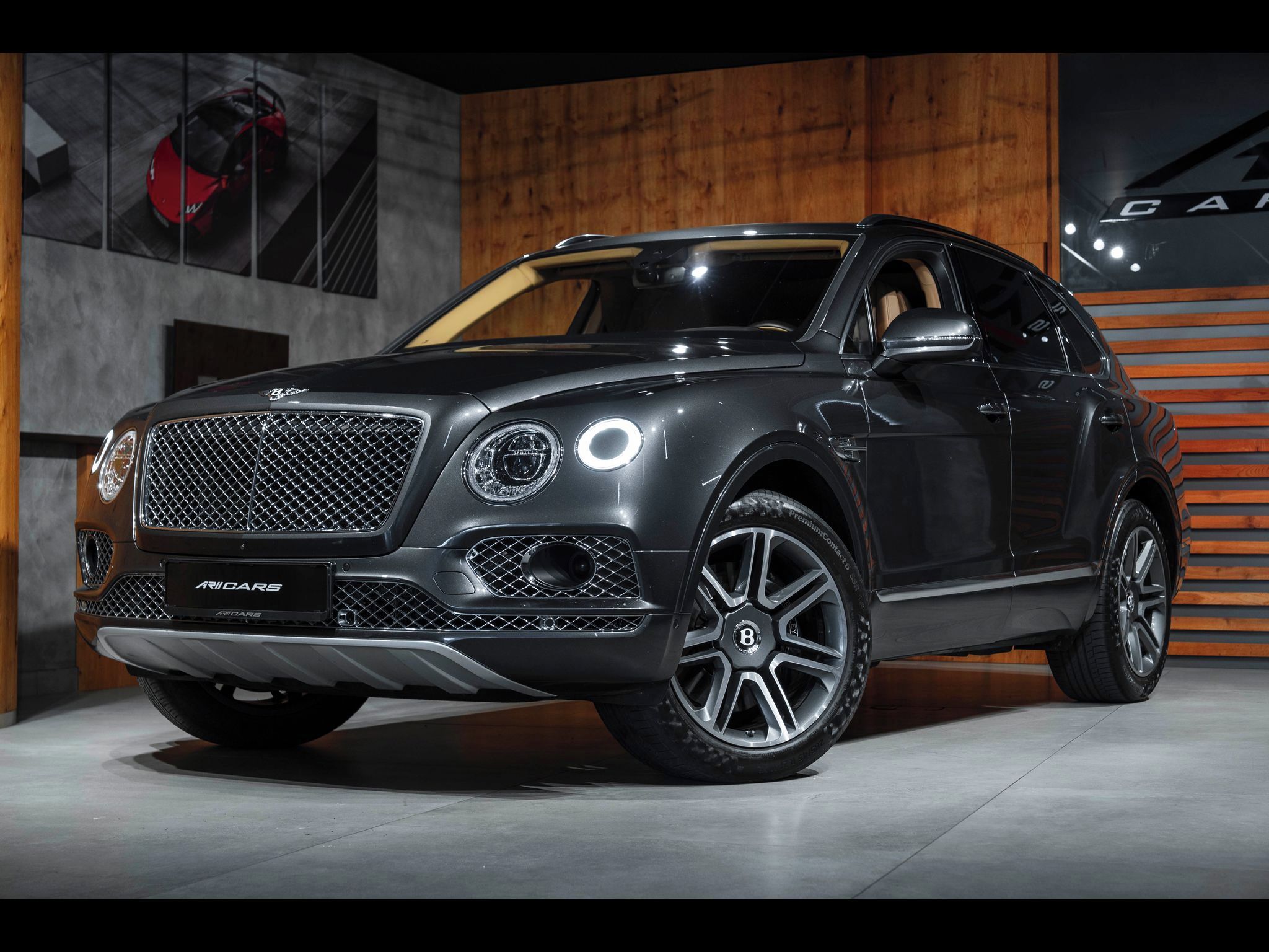 Bentley Bentayga - fotka 4