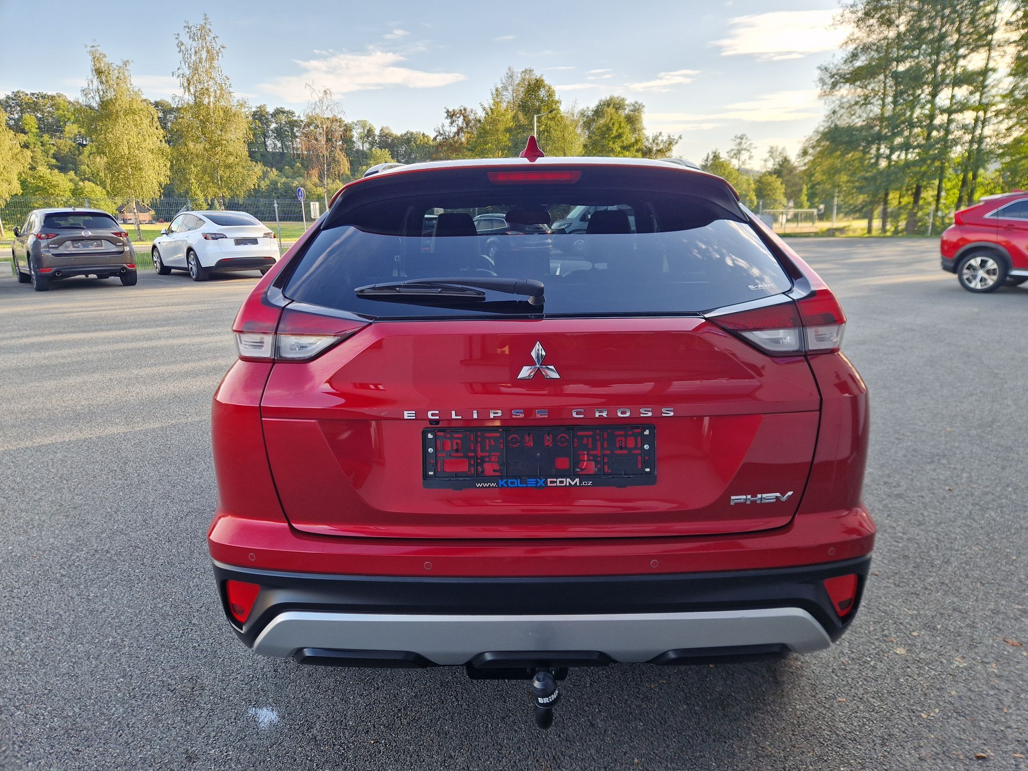 Mitsubishi Eclipse Cross, 2.4 PHEV 4x4 - fotka 4