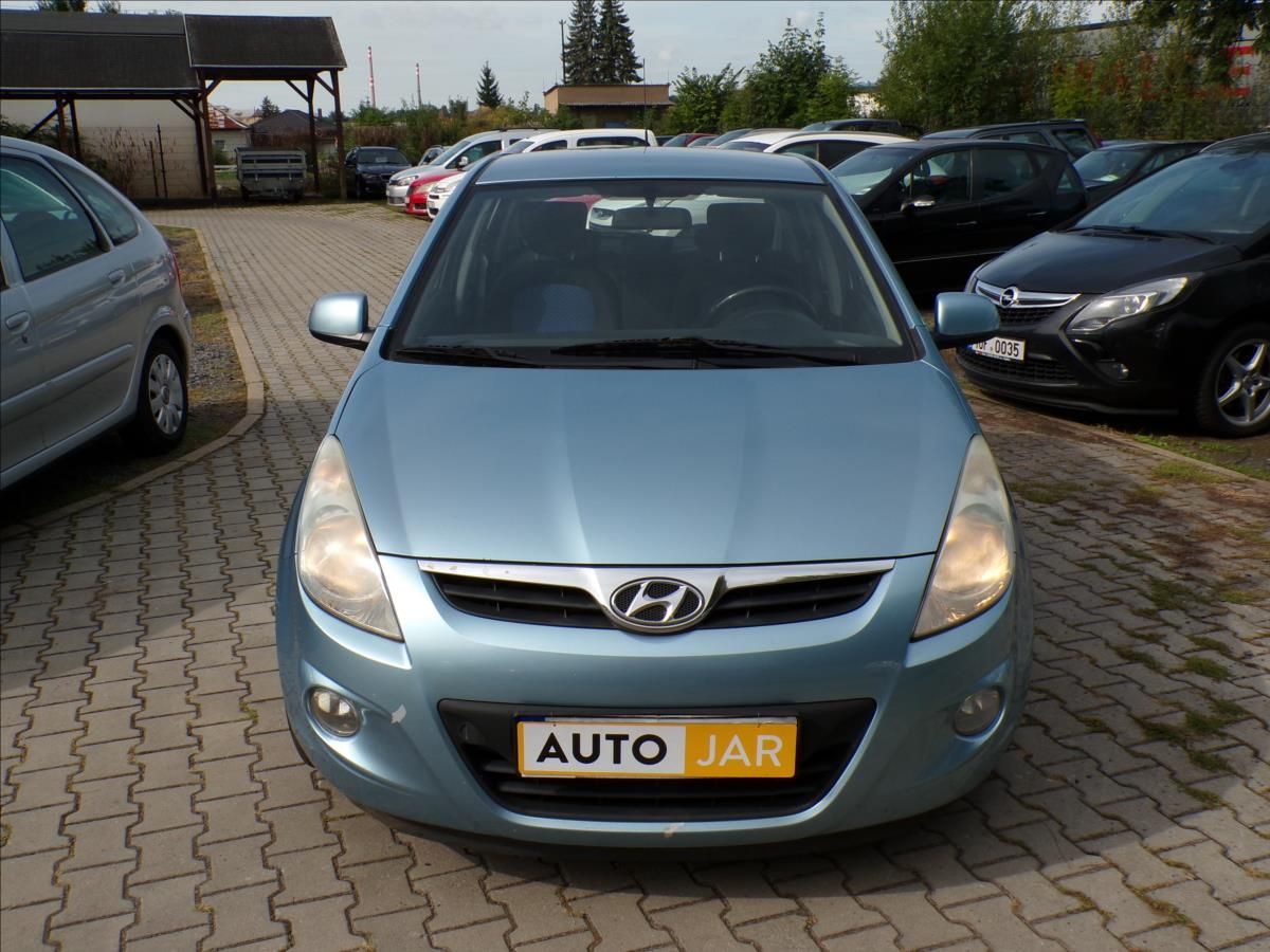 Hyundai i20, 1,4 LPG+Benzín  KLIMATIZACE - fotka 2