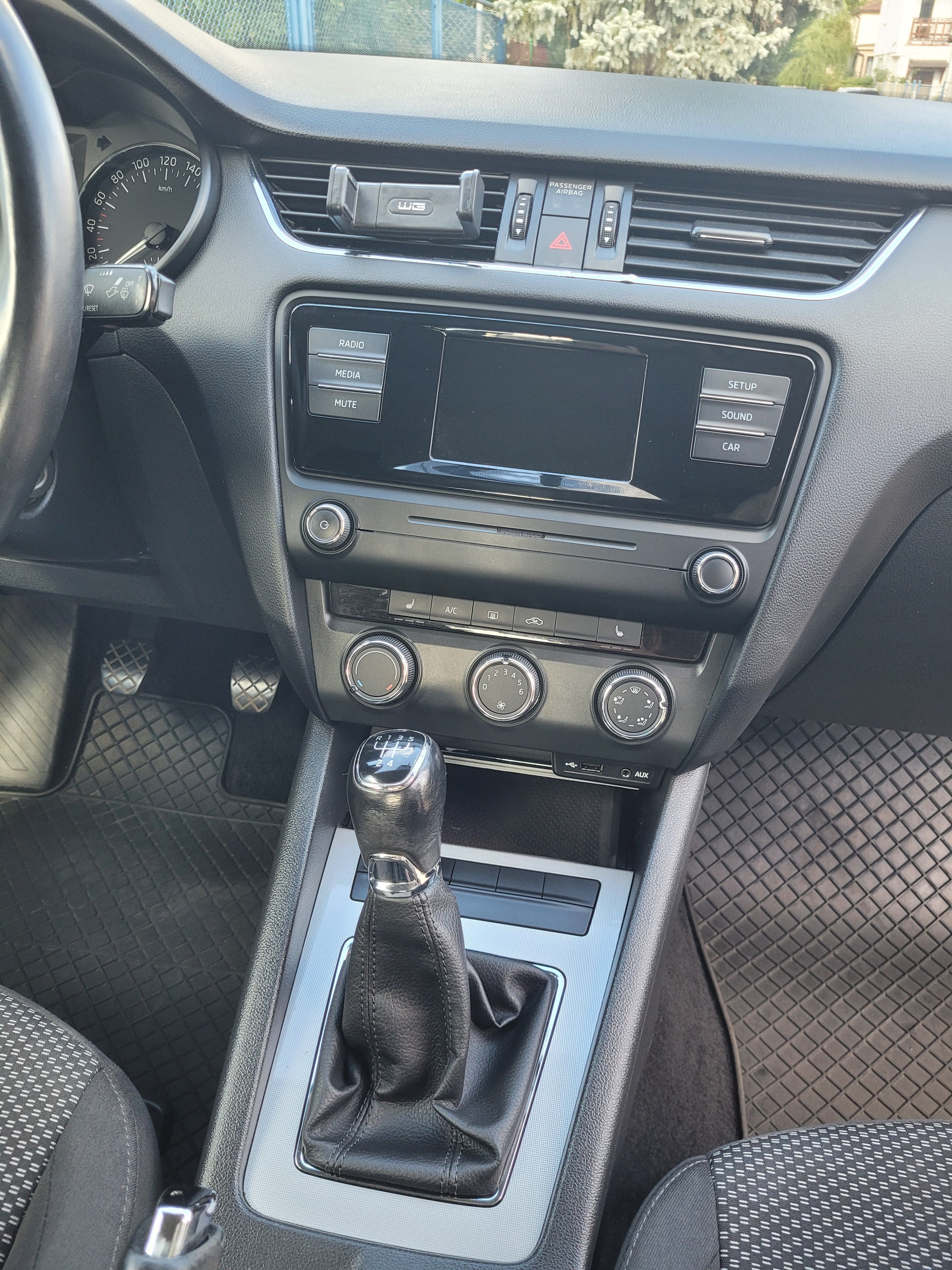 Škoda Octavia, 1.6 TDI - fotka 5