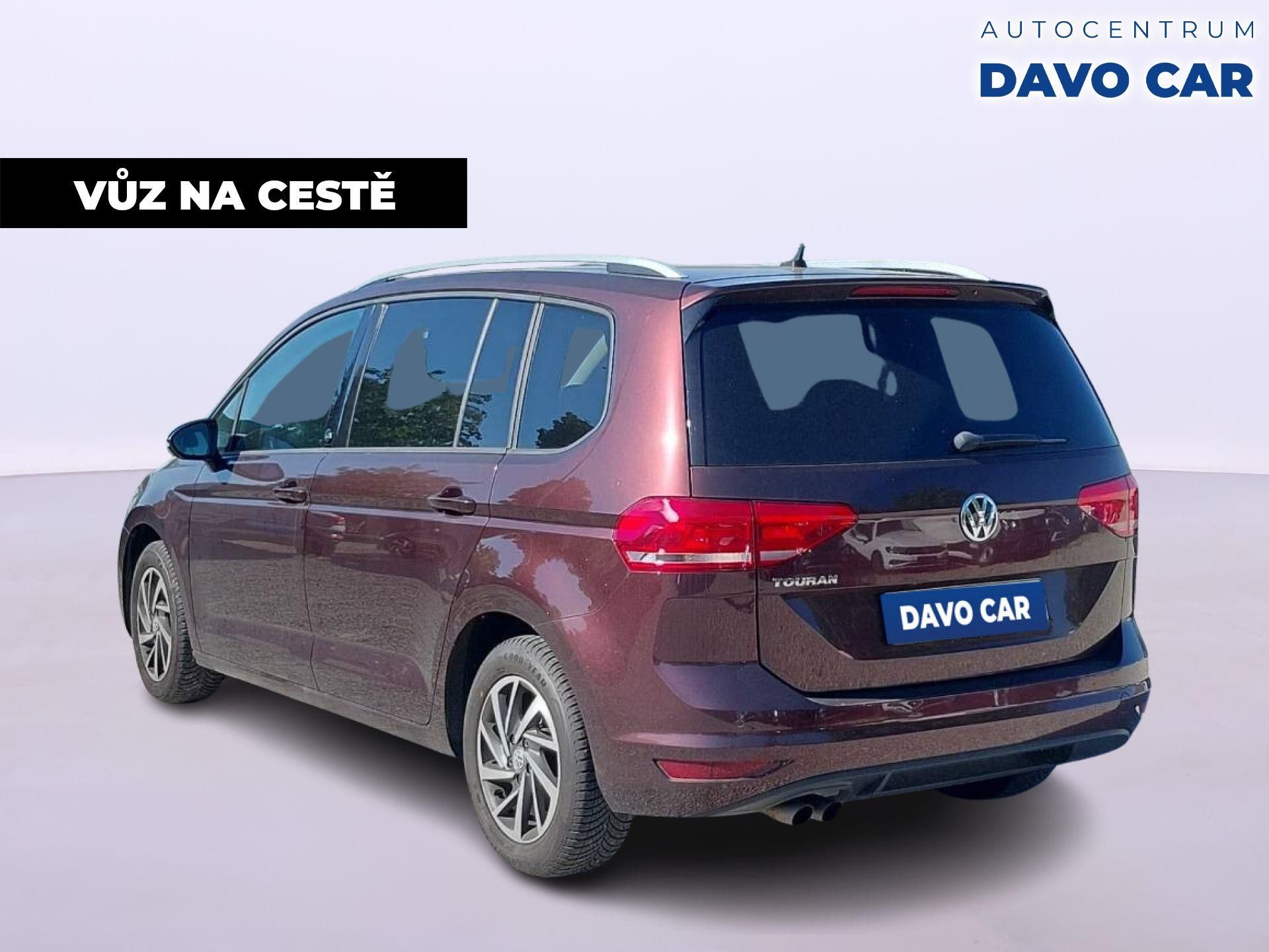 Volkswagen Touran, 1,4 TSI 110kW DSG Sound 7-Míst - fotka 2
