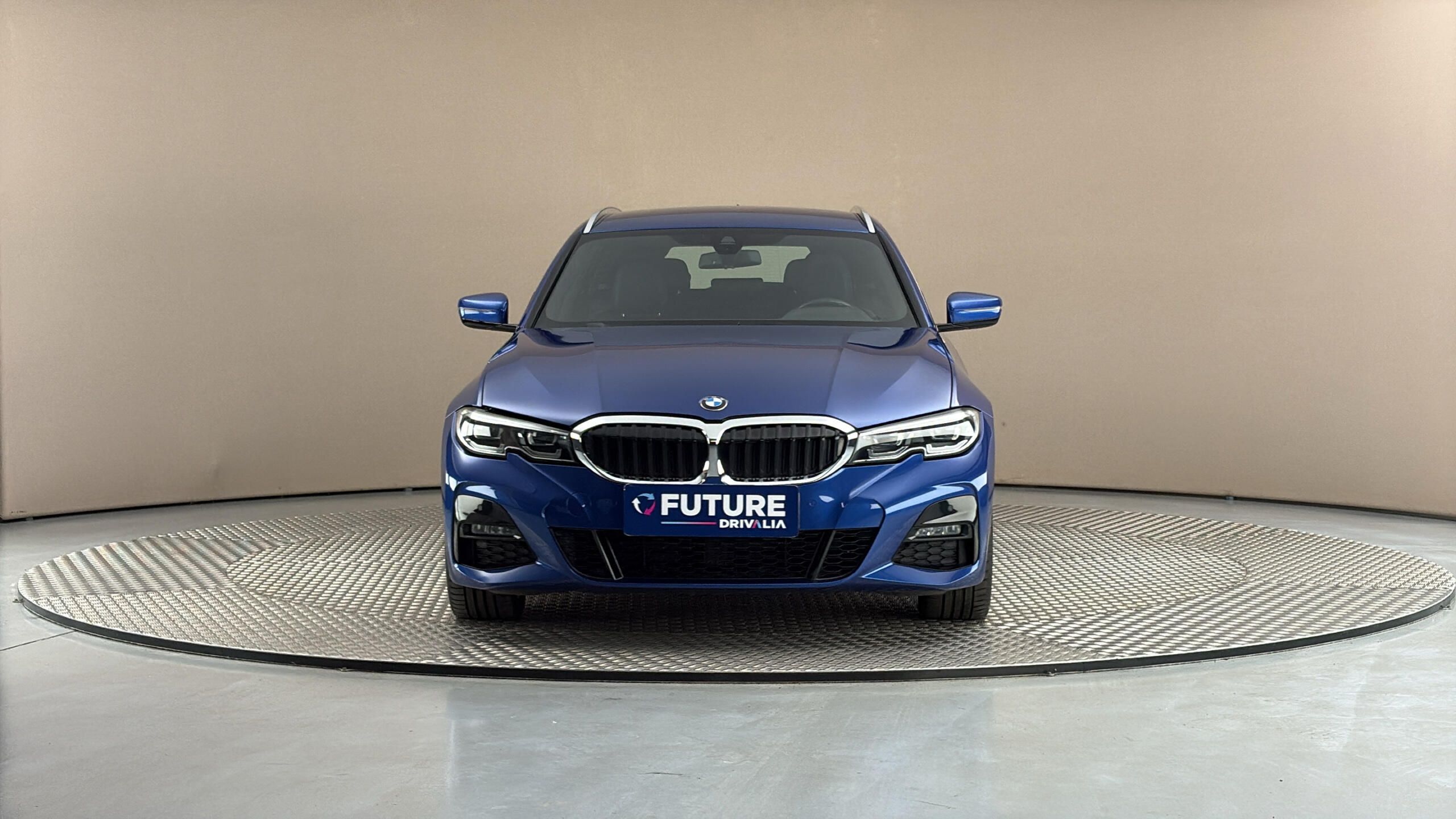BMW Řada 3, 330d AUT xDrive M-Sport paket - fotka 3