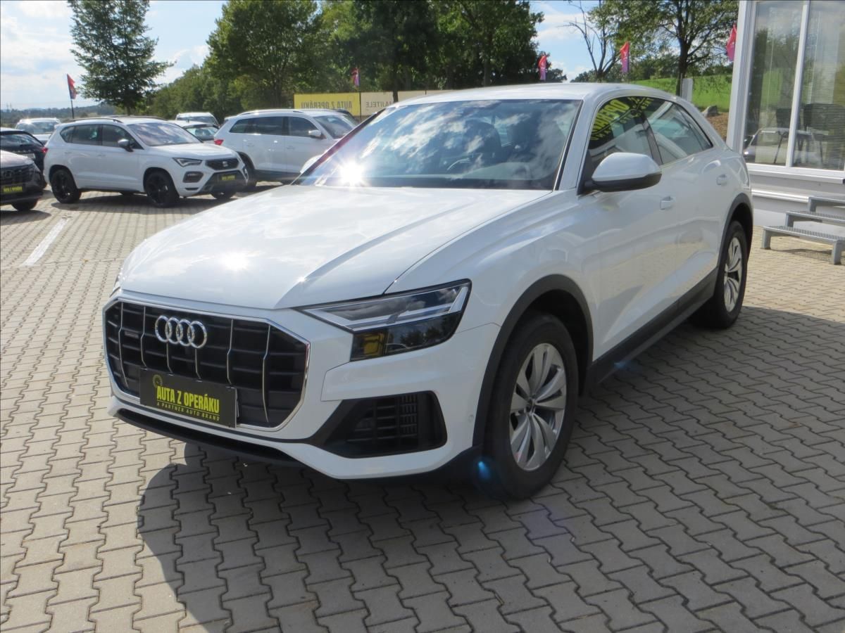 Audi Q8, 3,0 TFSI quattro tiptronic 250 - fotka 3