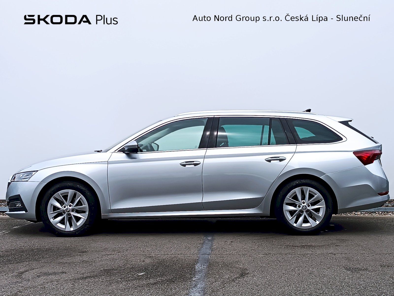 Škoda Octavia, Com. Style 2,0TDi/110kw 7°DSG - fotka 3