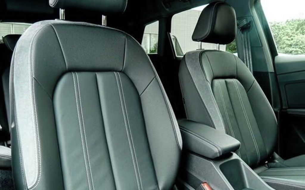 Audi Q4 e-tron, 40*Kůže*Navi*Led*DAB*PDC* - fotka 5