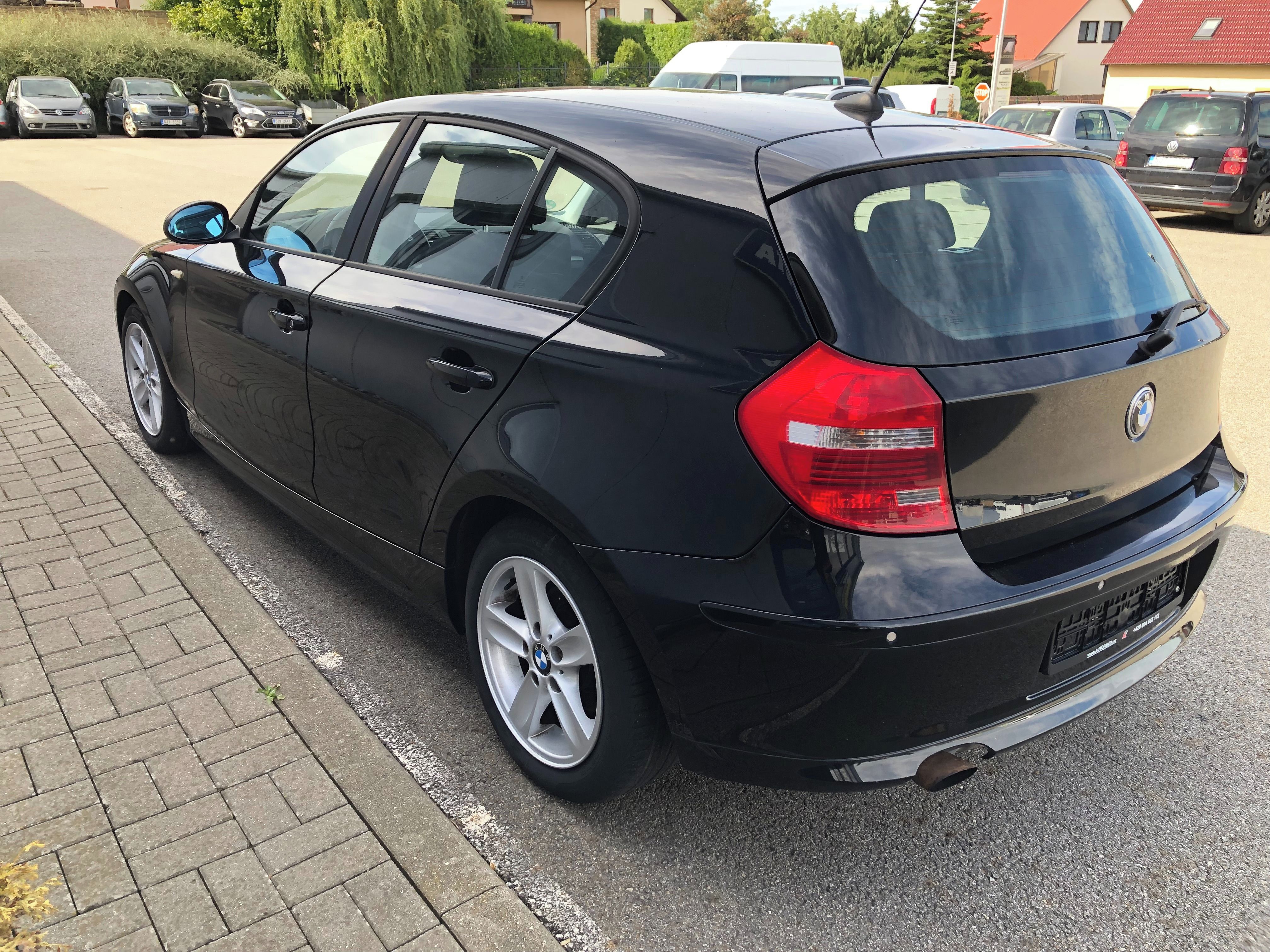 BMW Řada 1, 116i 5dveří nová STK + rozvody - fotka 4