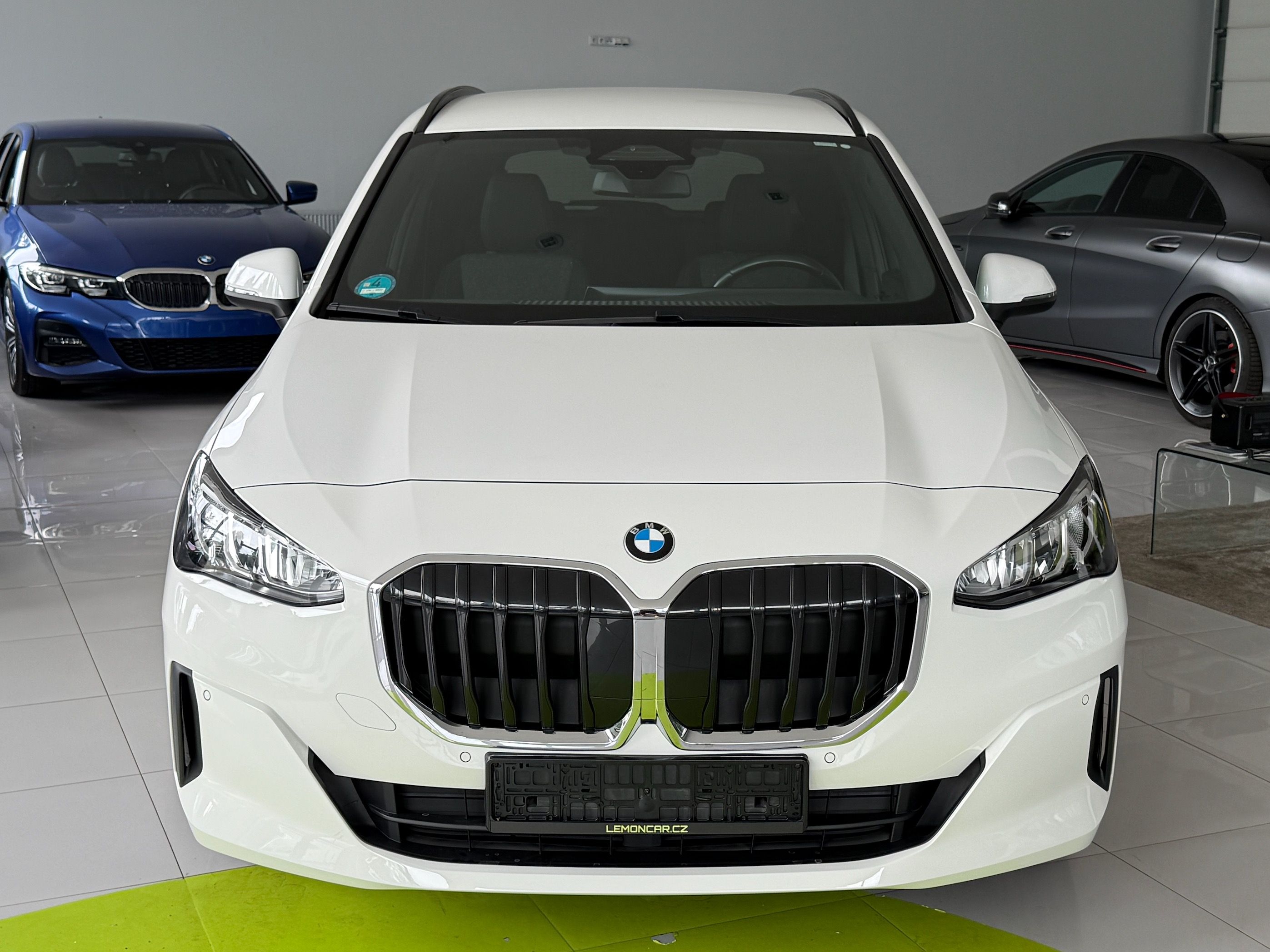 BMW Řada 2, TOP STAV | SERVIS | TAŽNÉ - fotka 2