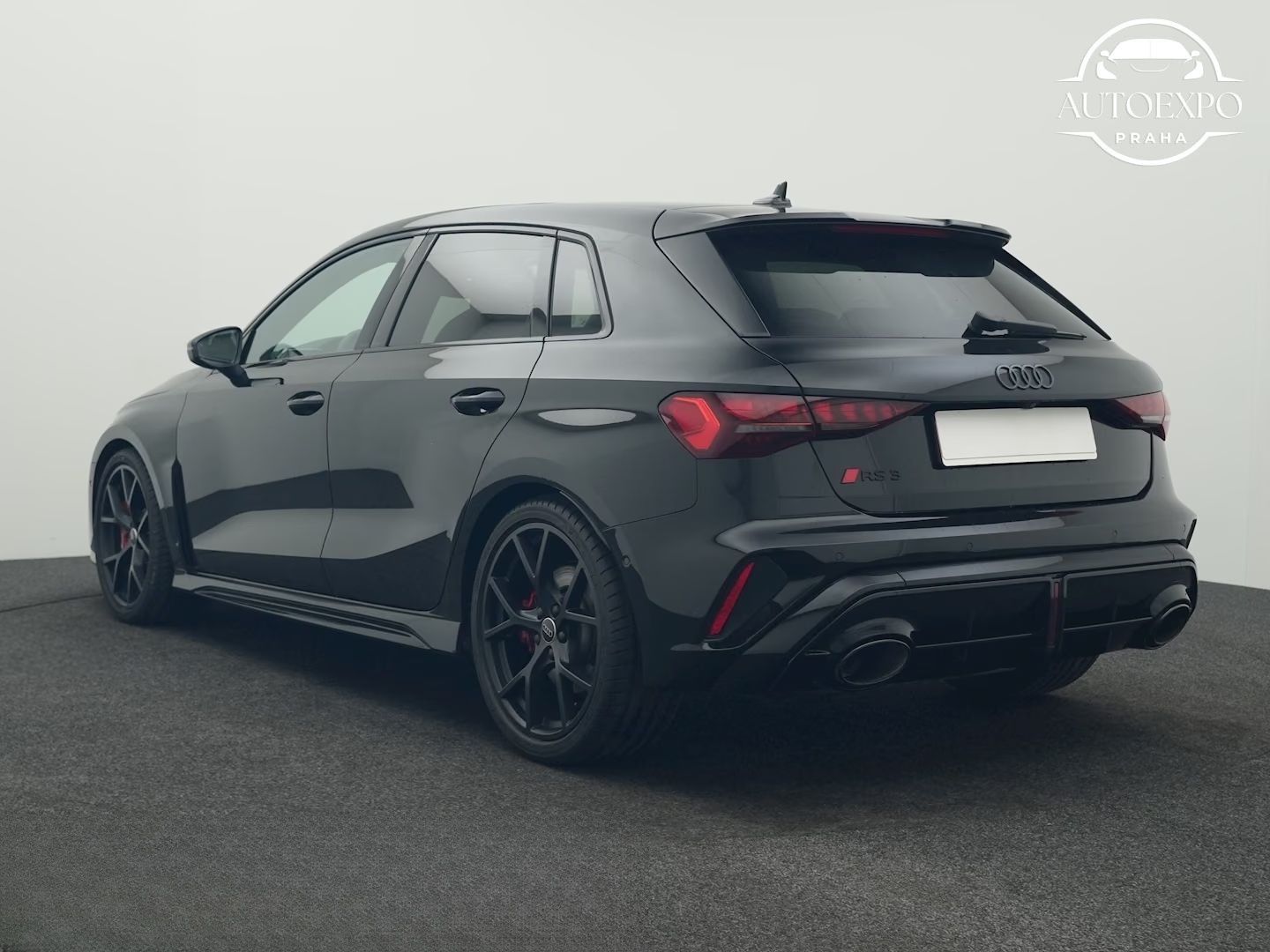 Audi RS3, Sportback*PANO*DYNAMIKPAKET* - fotka 3